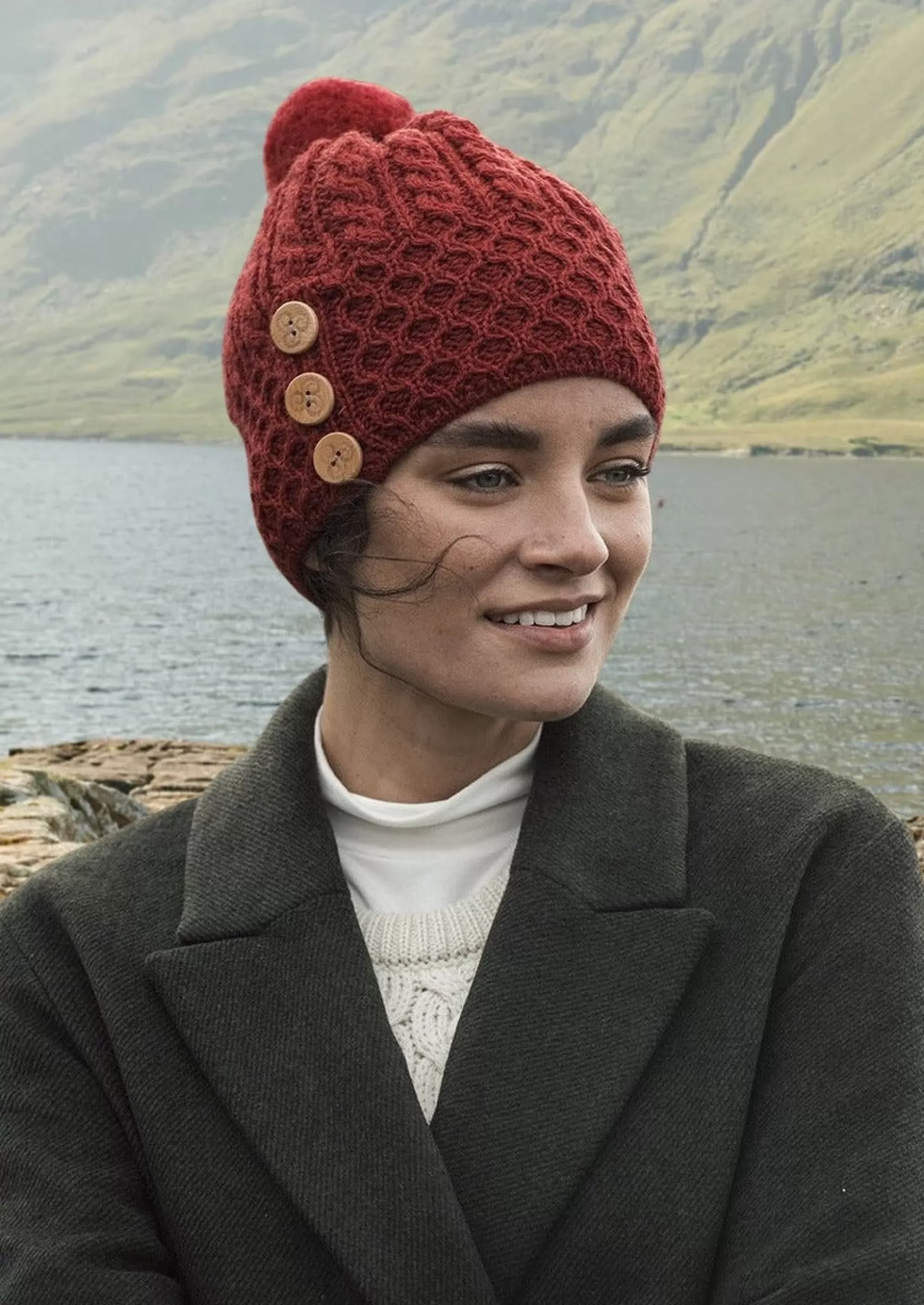 Hats & Caps^Aran Woollen Mills Aran Button Hat | Red