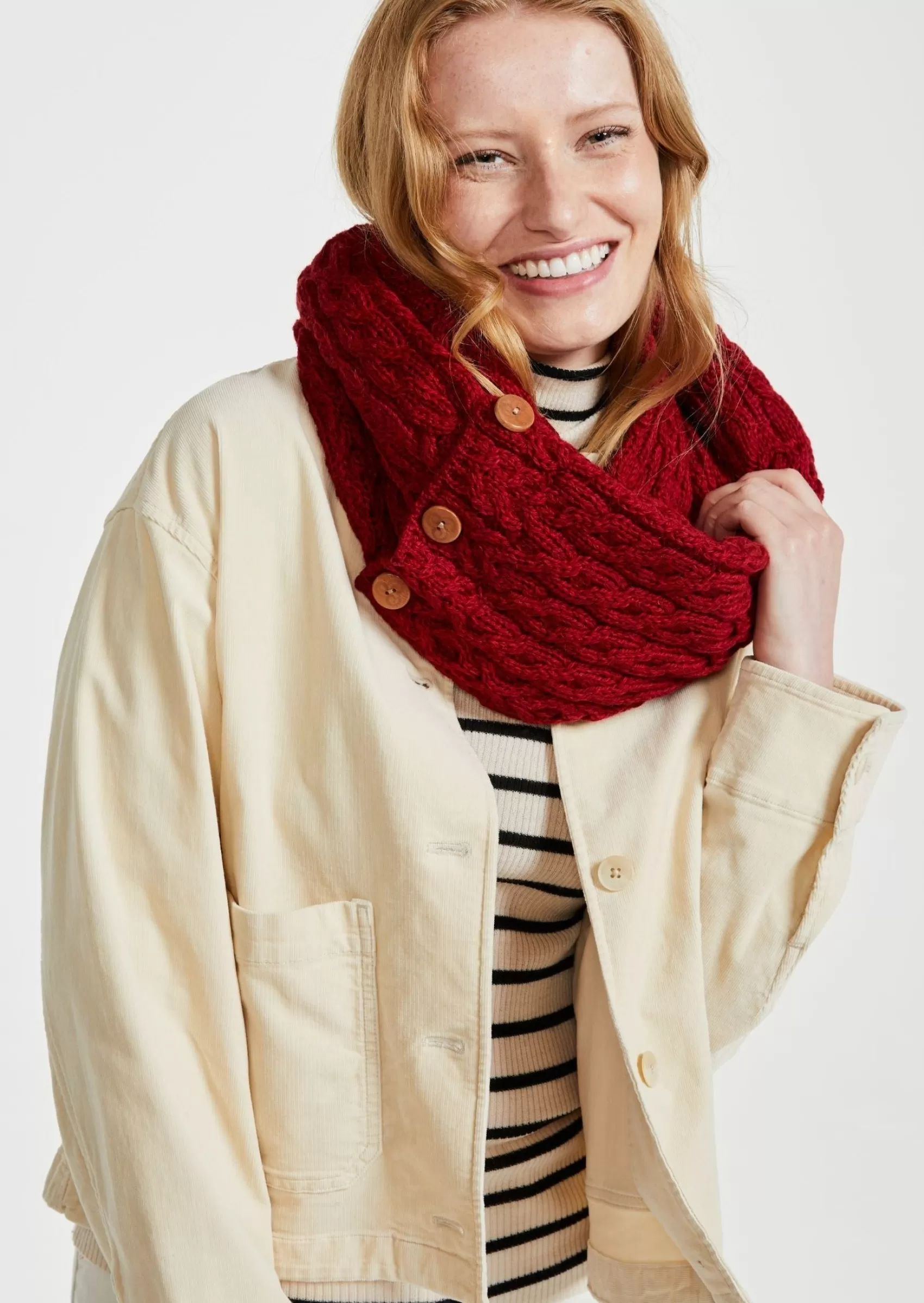 Scarves^Aran Woollen Mills Aran Buttoned Snood | Red