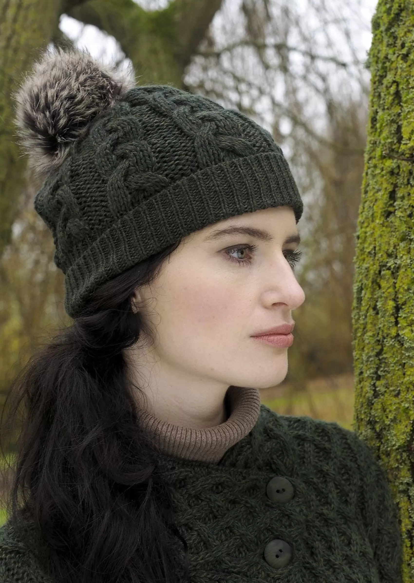 Hats & Caps^Aran Crafts Aran Cable Knit Pom Pom Hat | Green