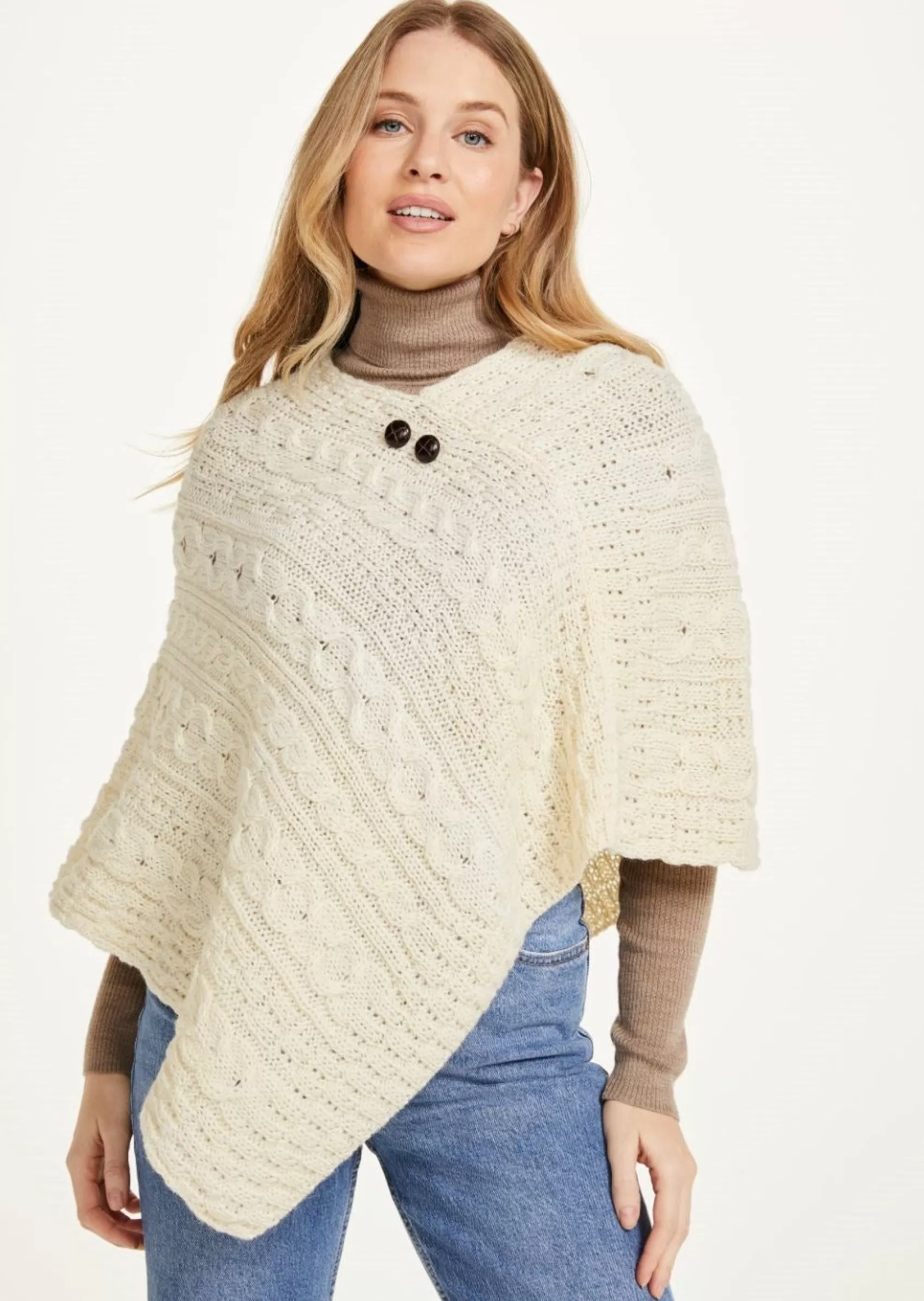 Aran Sweaters | Ponchos / Capes / Shawls^Aran Woollen Mills Aran Cable Knit Wool Poncho | Natural