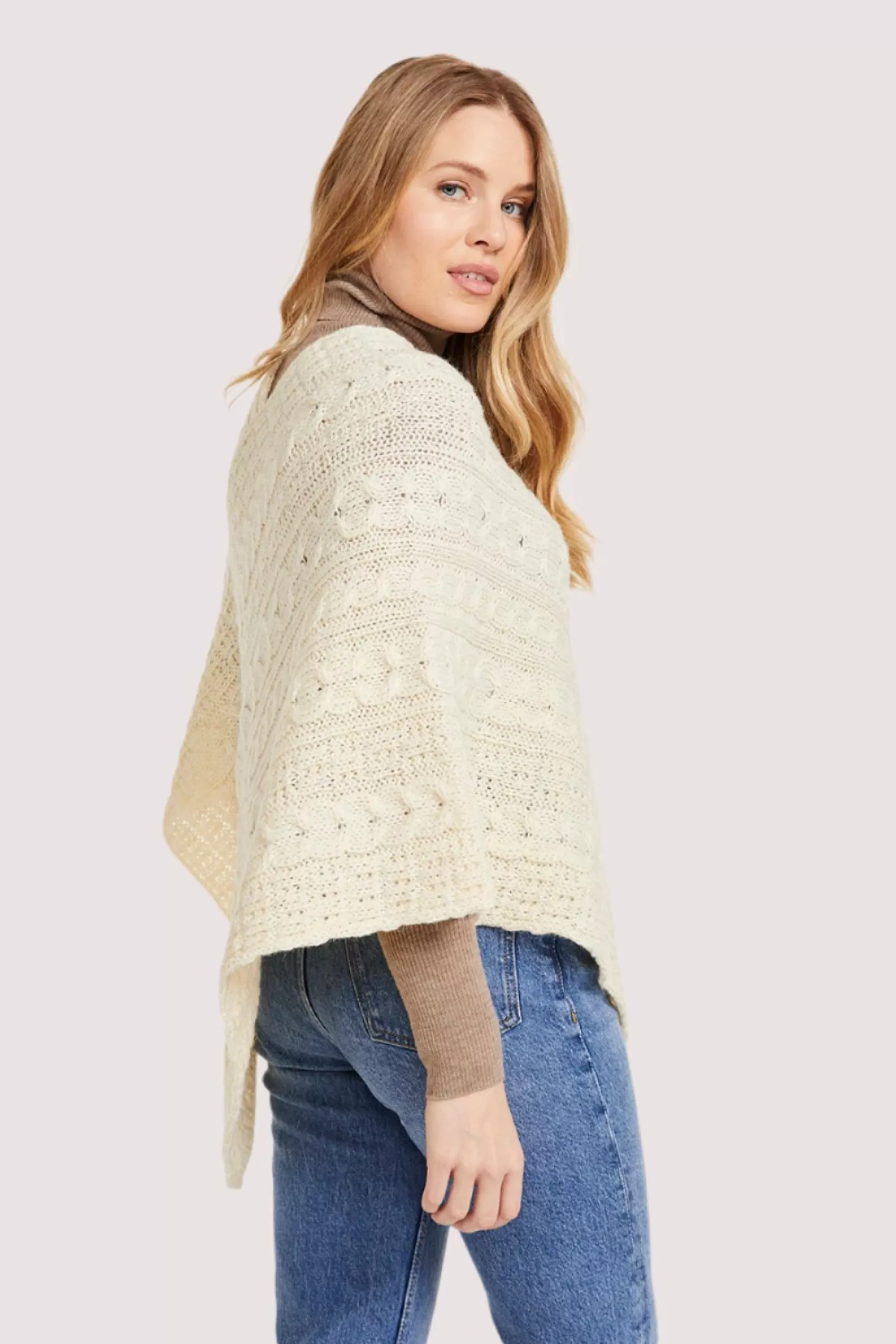 Aran Sweaters | Ponchos / Capes / Shawls^Aran Woollen Mills Aran Cable Knit Wool Poncho | Natural