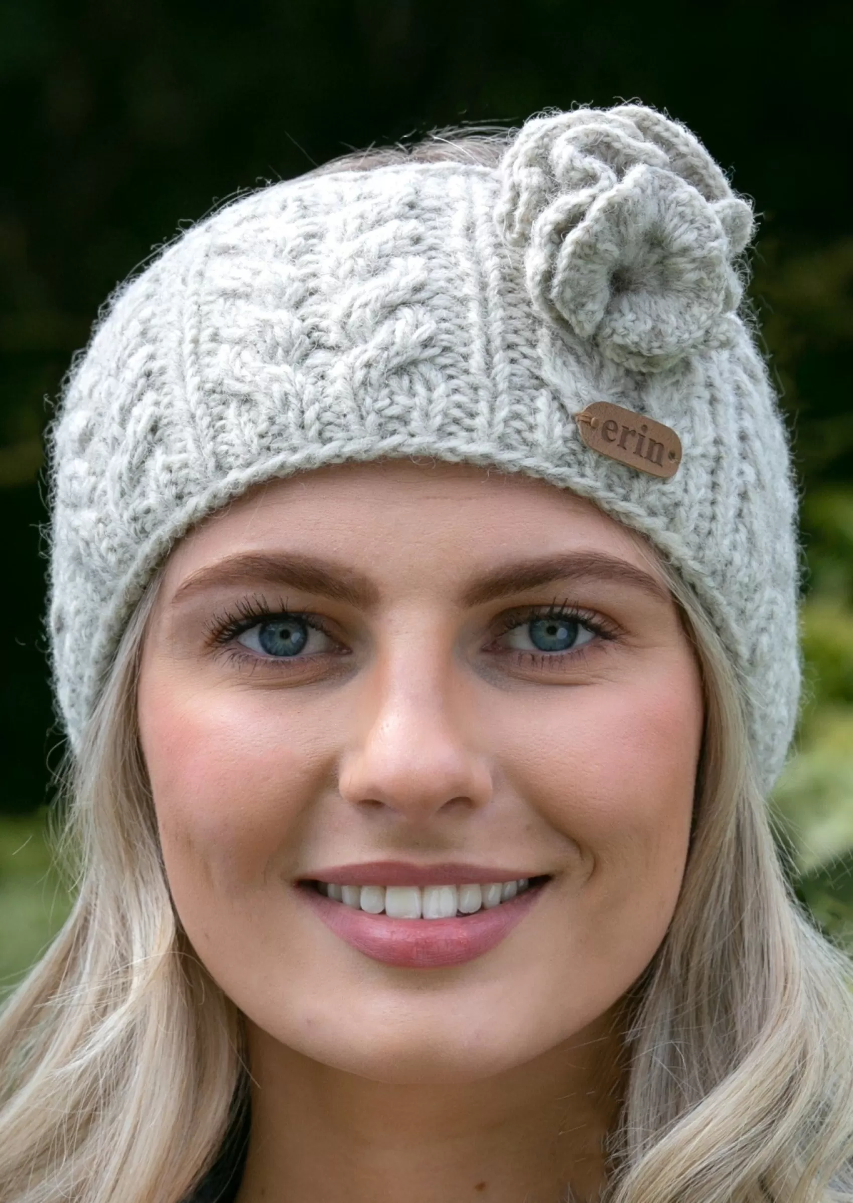 Hats & Caps^Erin Knitwear Aran Cable Knitted Wool Flower Headband - Oatmeal