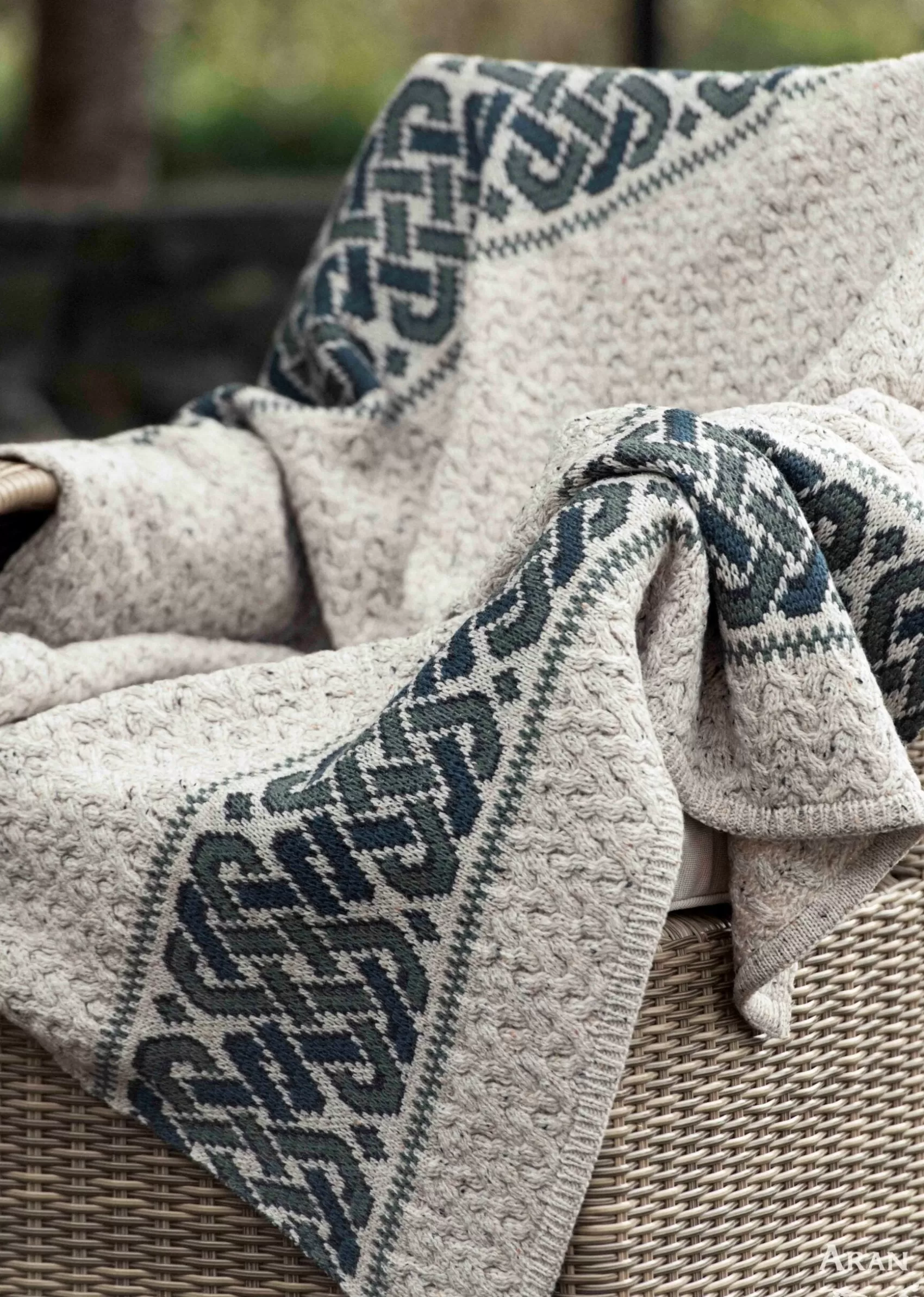 Blankets & Throws | Wool Blankets^Aran Crafts Aran Celtic Throw | Oatmeal