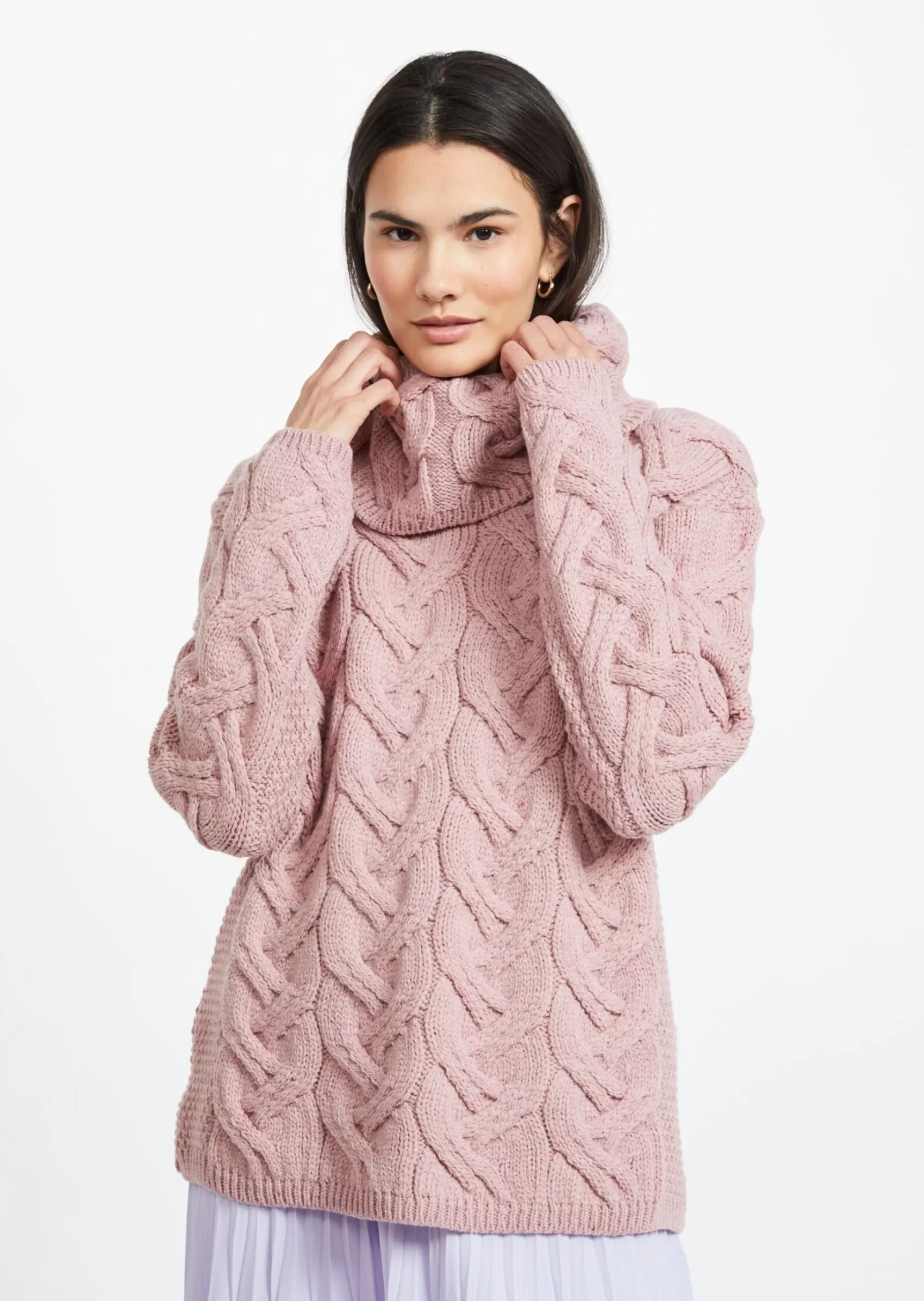 Aran Sweaters^Aran Woollen Mills Aran Cowl Neck Chunky Sweater | Pink