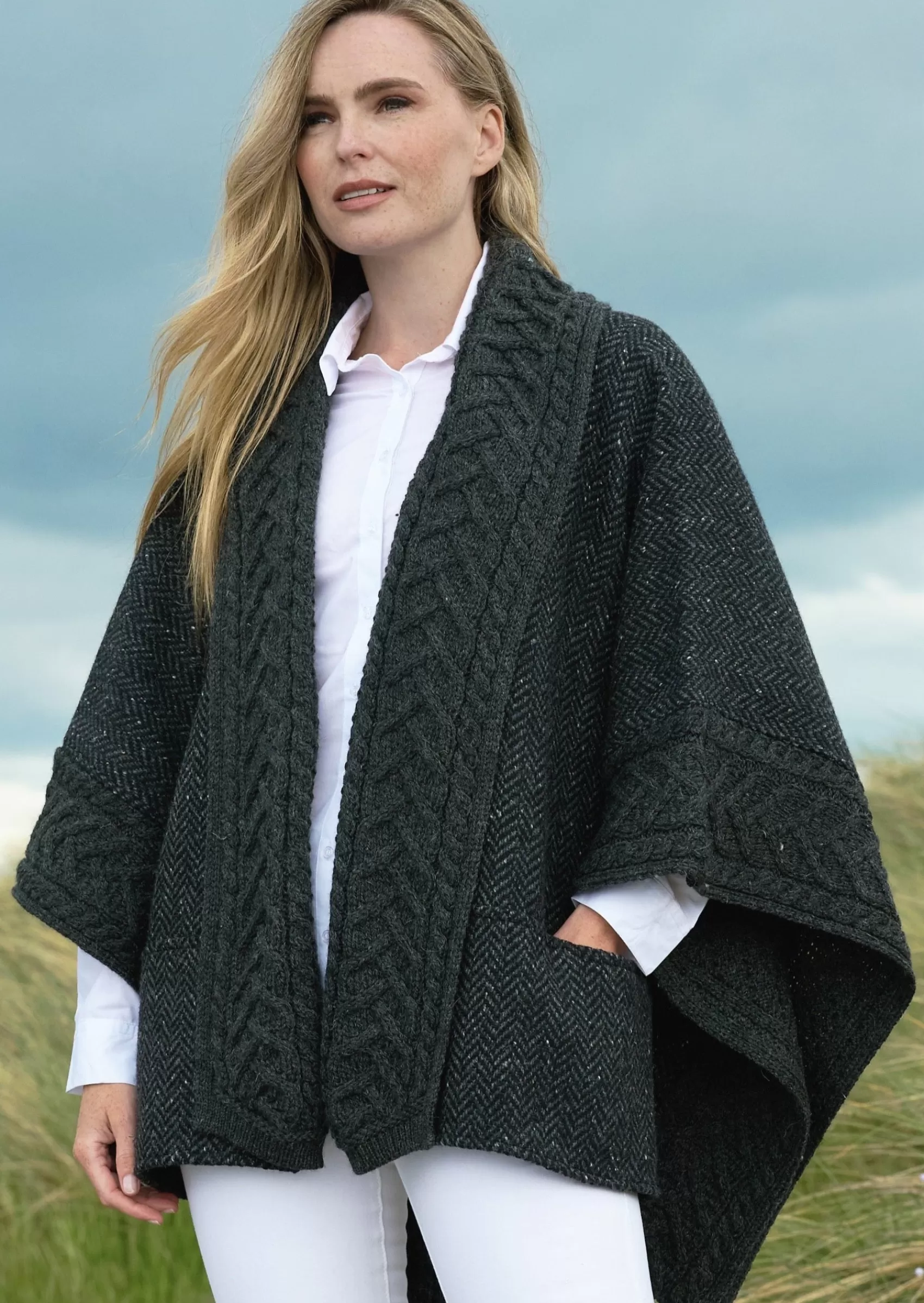 Ponchos / Capes / Shawls^Aran Crafts Ashbourne Tweed Cape | Charcoal