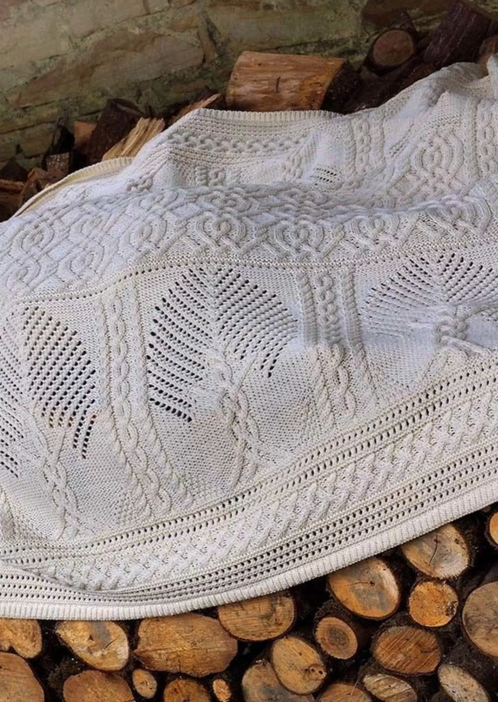 Blankets & Throws | Aran Knit Blankets^Aran Crafts Fairy Tree Merino Throw | Oatmeal