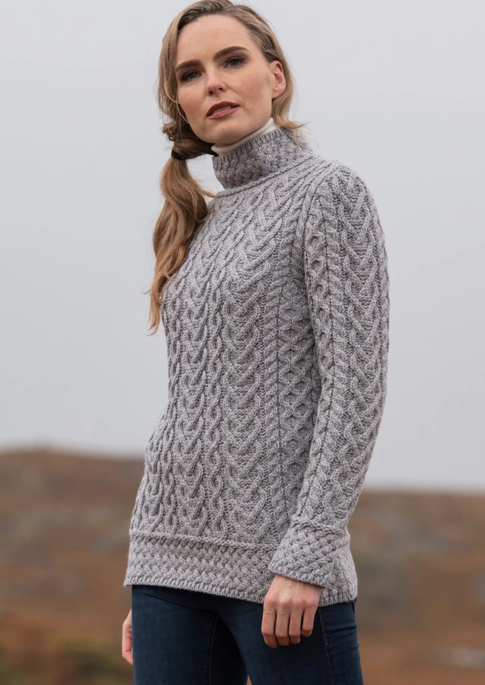 Aran Sweaters^Aran Crafts Hearts High Neck Sweater | Grey