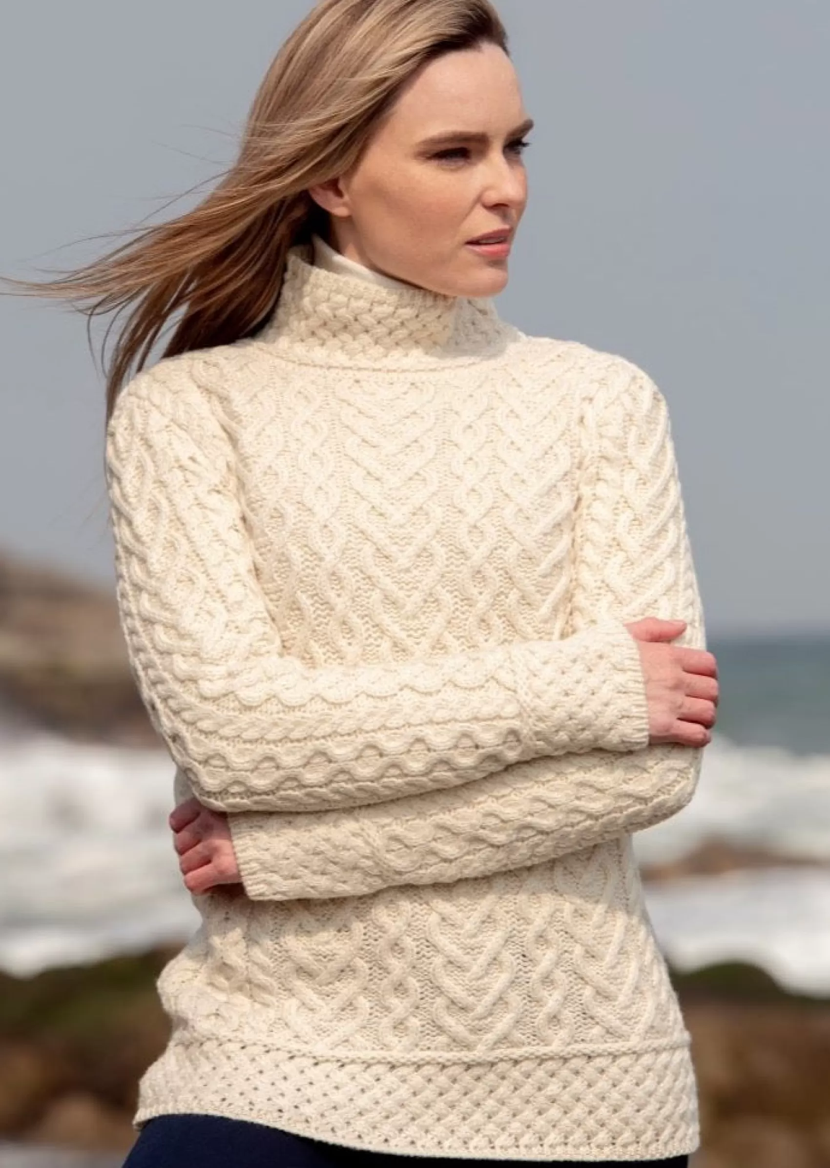 Aran Sweaters^Aran Crafts Hearts High Neck Sweater | Natural