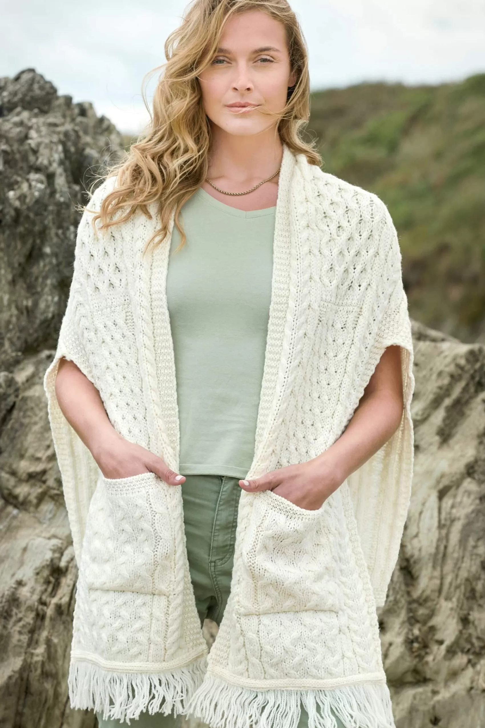 Ponchos / Capes / Shawls^Aran Crafts Pocket Shawl | Natural