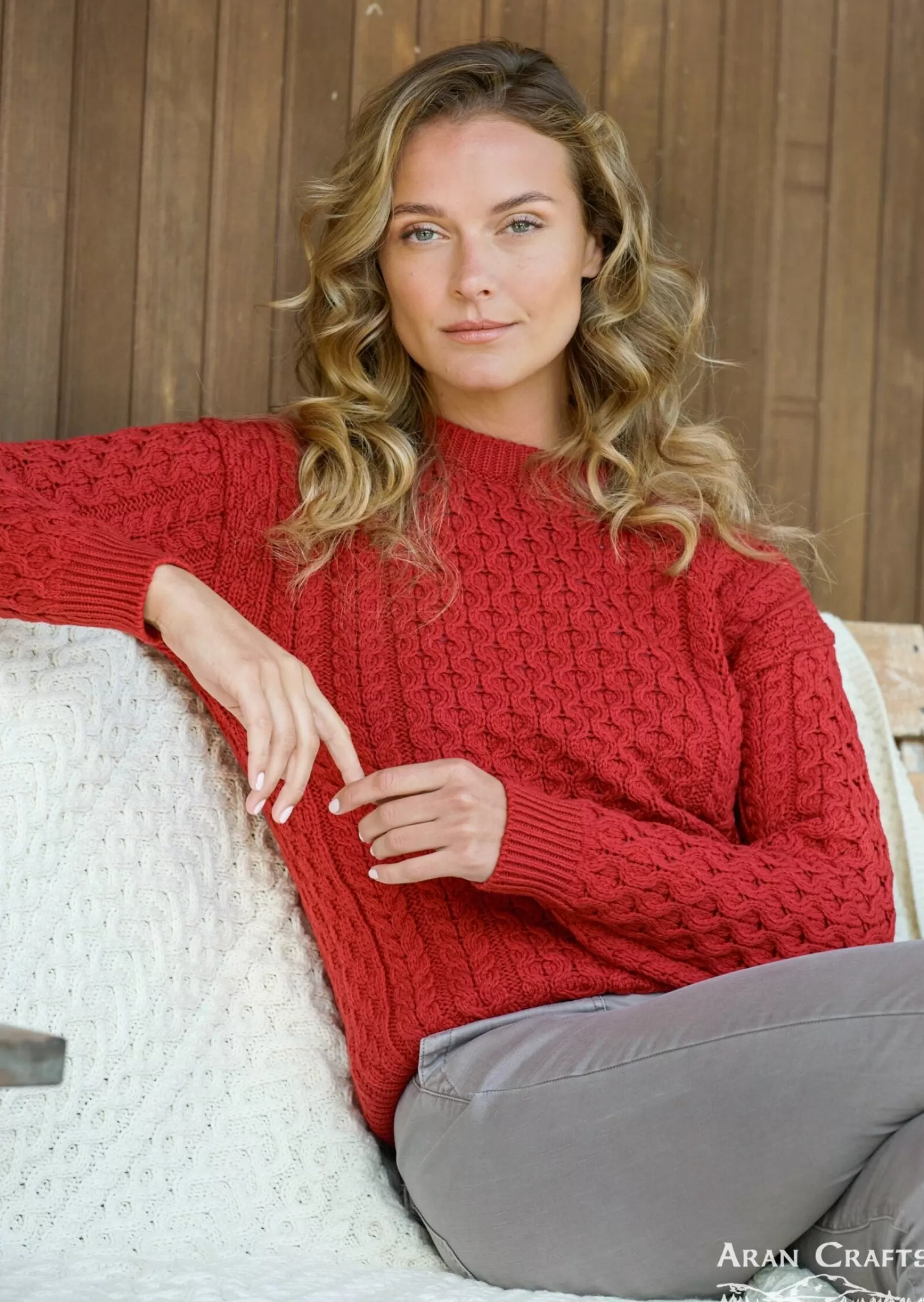 Aran Sweaters^Aran Crafts Aran Crew Neck Merino Sweater | Cherry