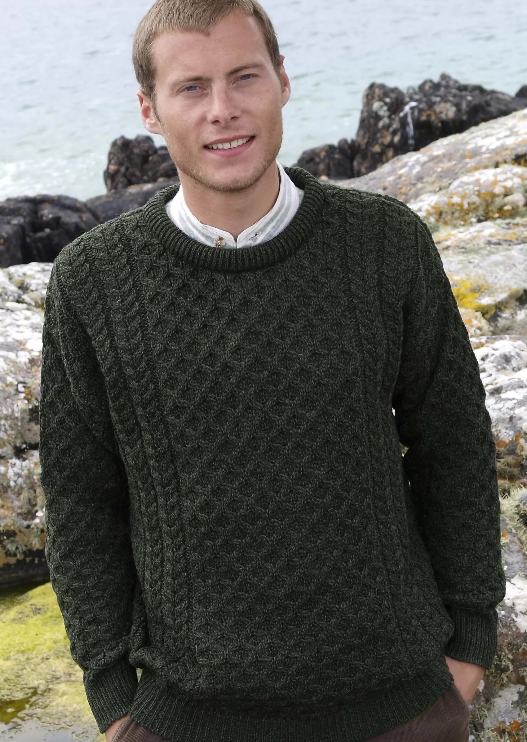 Aran Sweaters^Aran Crafts Aran Crew Neck Merino Sweater | Green