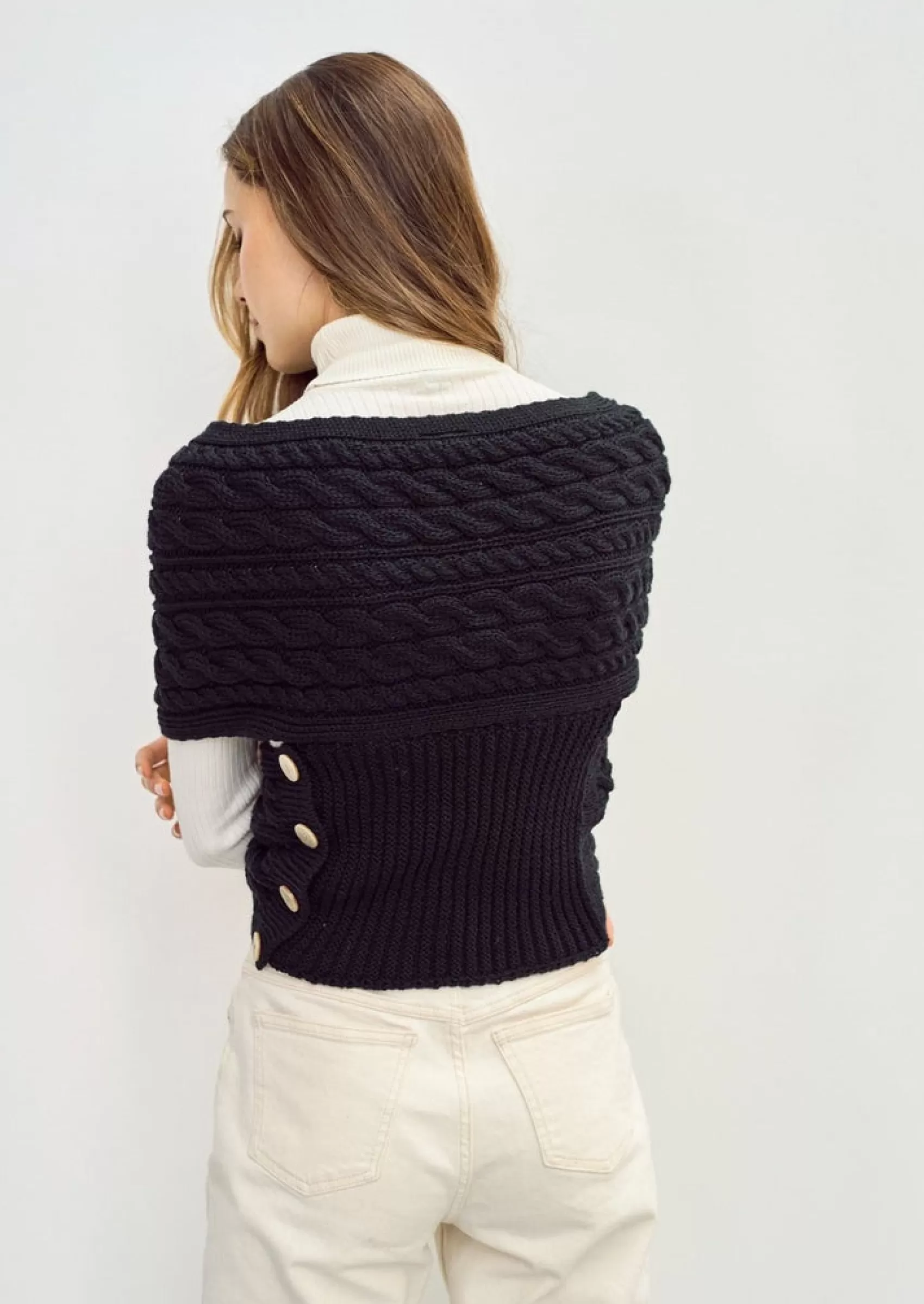 Aran Sweaters | Aran Cardigans^Aran Woollen Mills Aran Crossover Wrap | Black