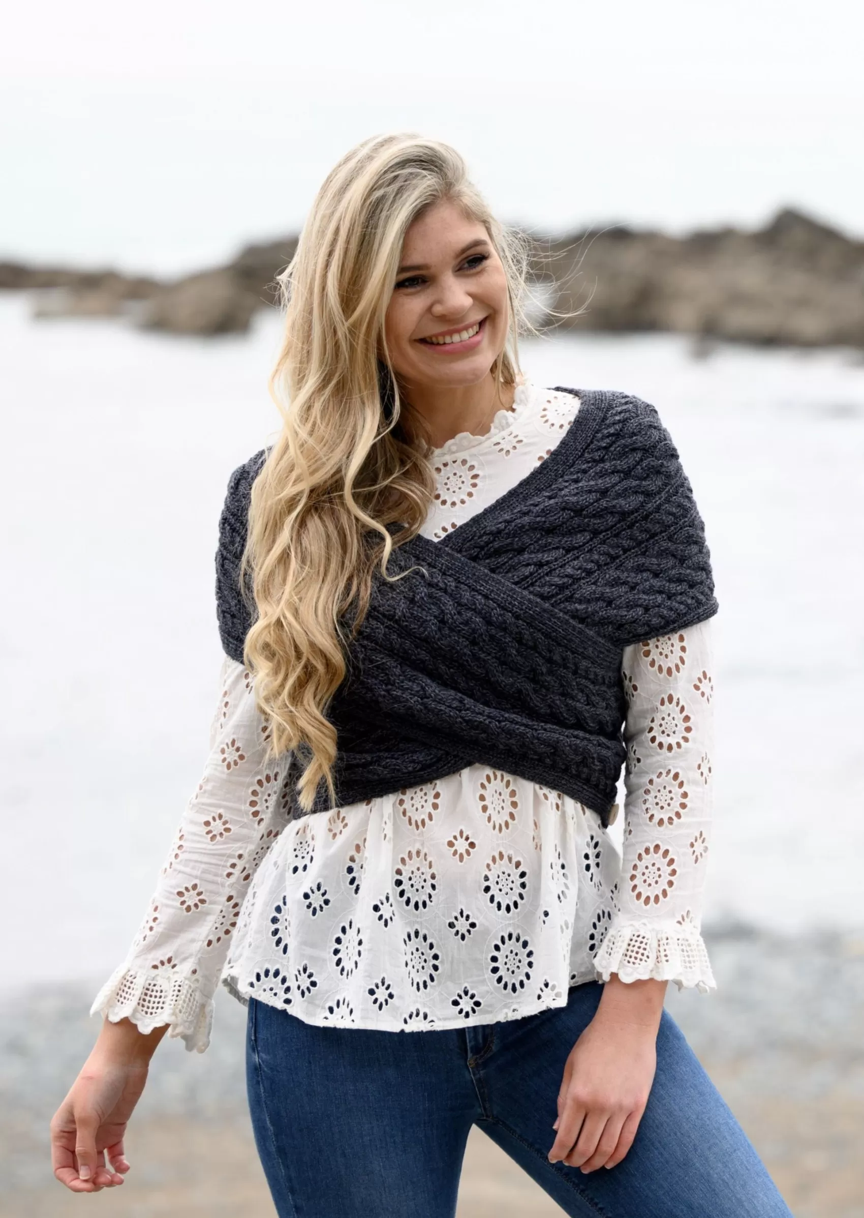 Aran Sweaters | Aran Cardigans^Aran Woollen Mills Aran Crossover Wrap | Charcoal