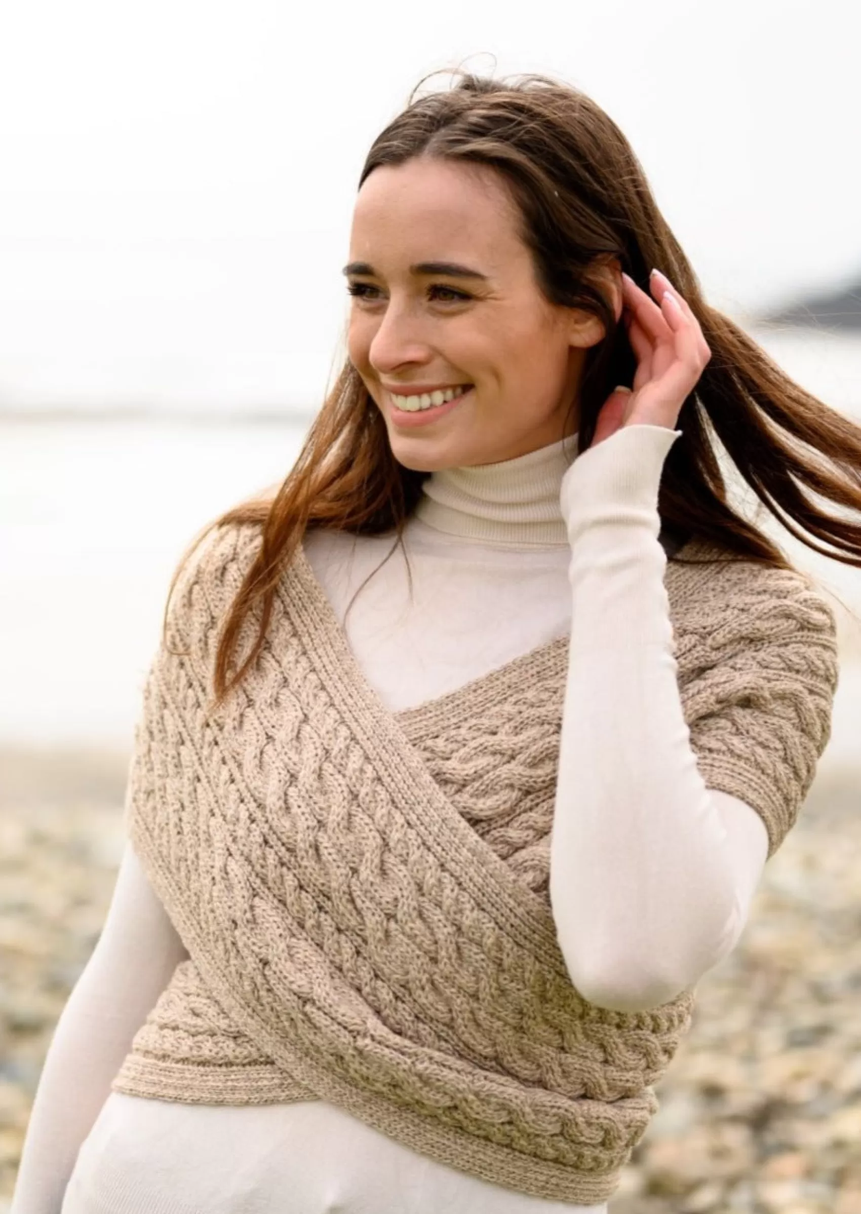 Aran Sweaters^Aran Woollen Mills Aran Crossover Wrap | Oatmeal