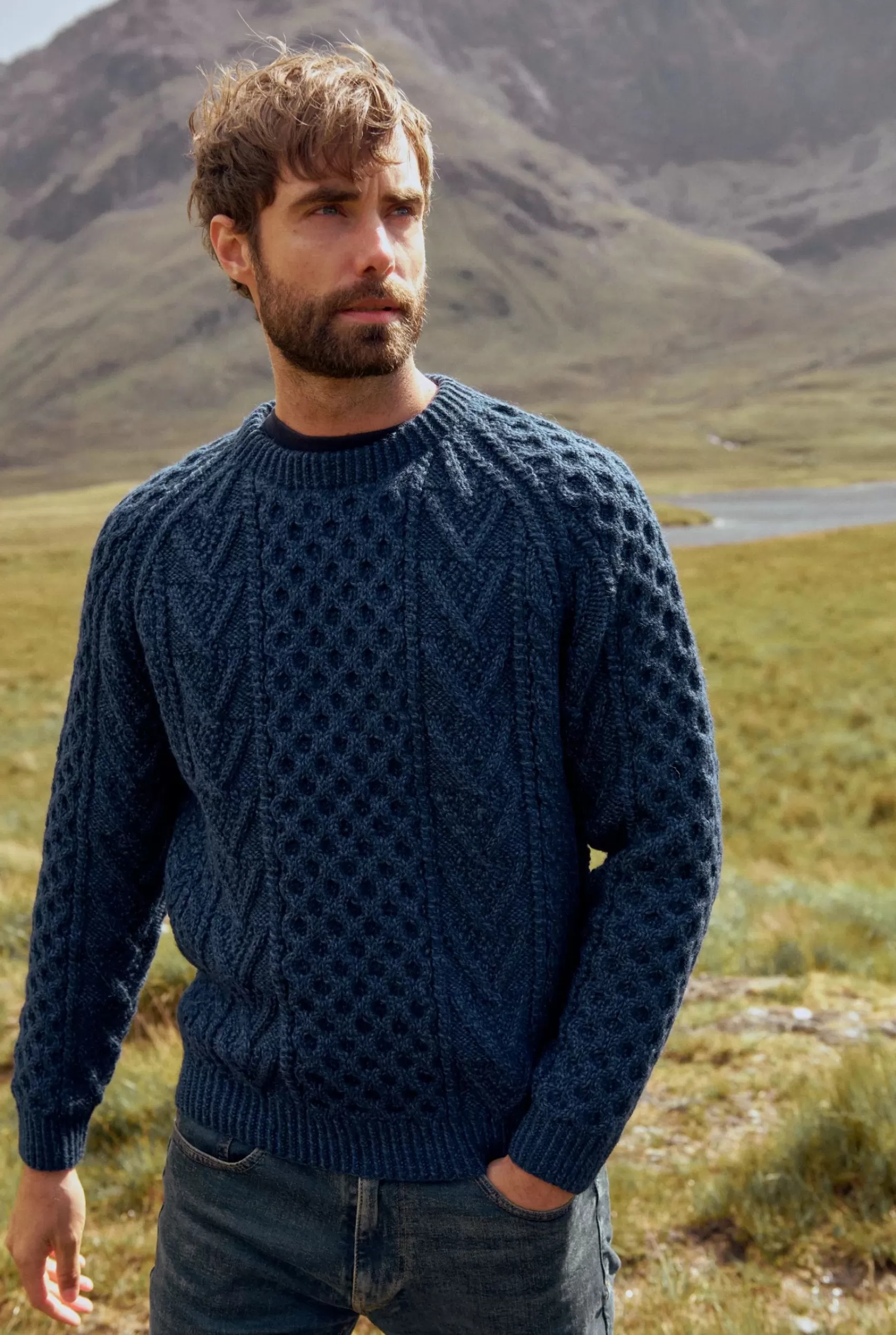 Aran Sweaters^Aran Woollen Mills Aran Handknit Crew Neck Sweater | Atlantic