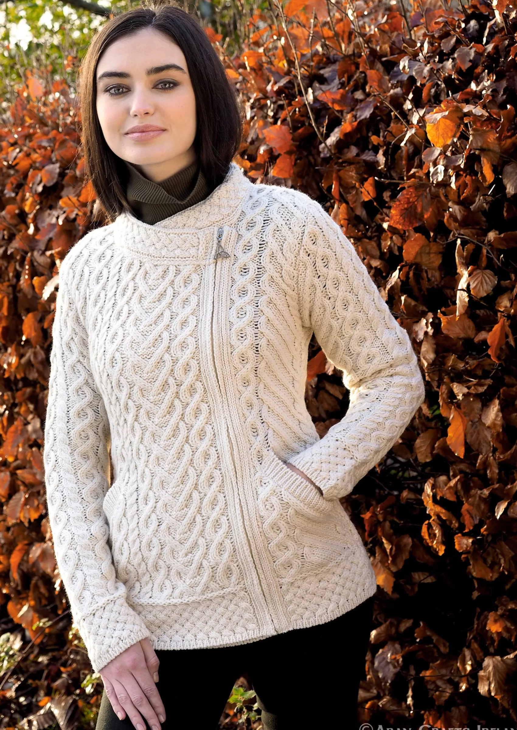 Aran Sweaters | Aran Cardigans^Aran Crafts Aran Heart Design Zip Cardigan | Natural