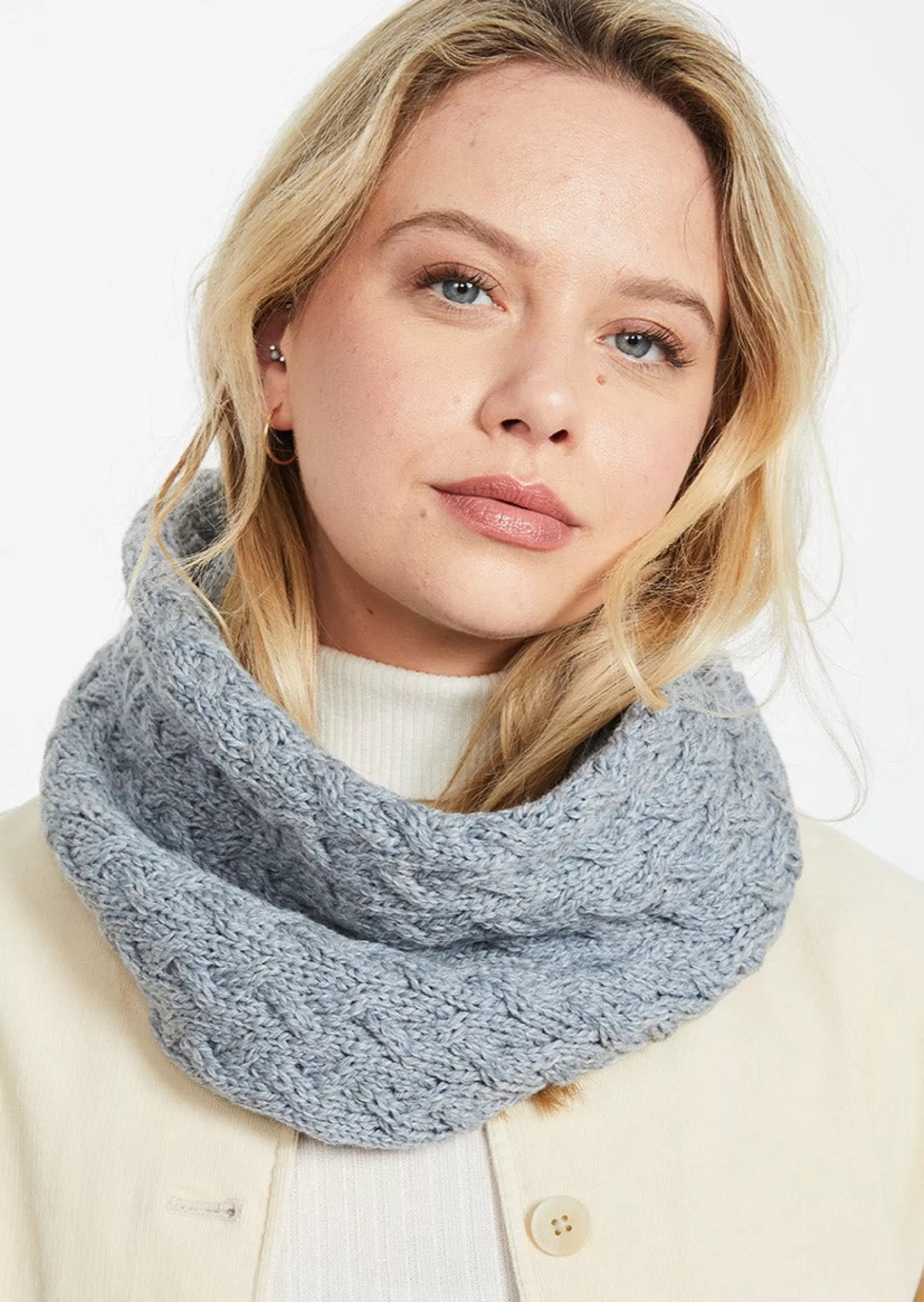 Scarves^Aran Woollen Mills Aran Infinity Cable Scarf | Ocean Grey