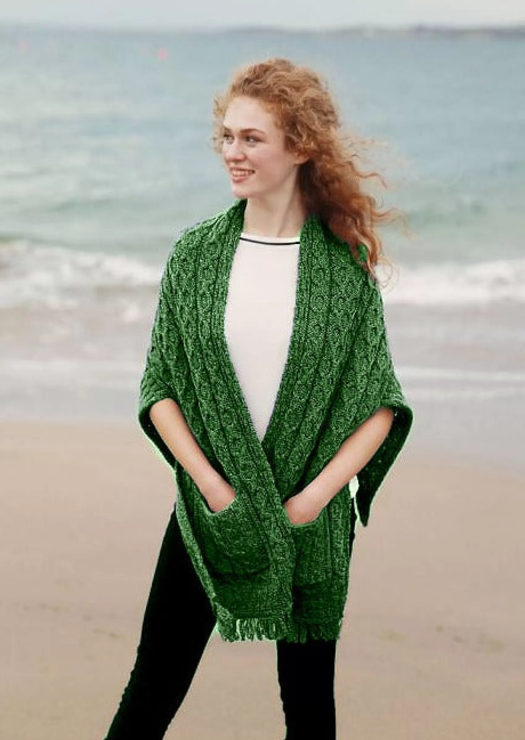 Ponchos / Capes / Shawls^Aran Woollen Mills Aran Pocket Shawl | Green