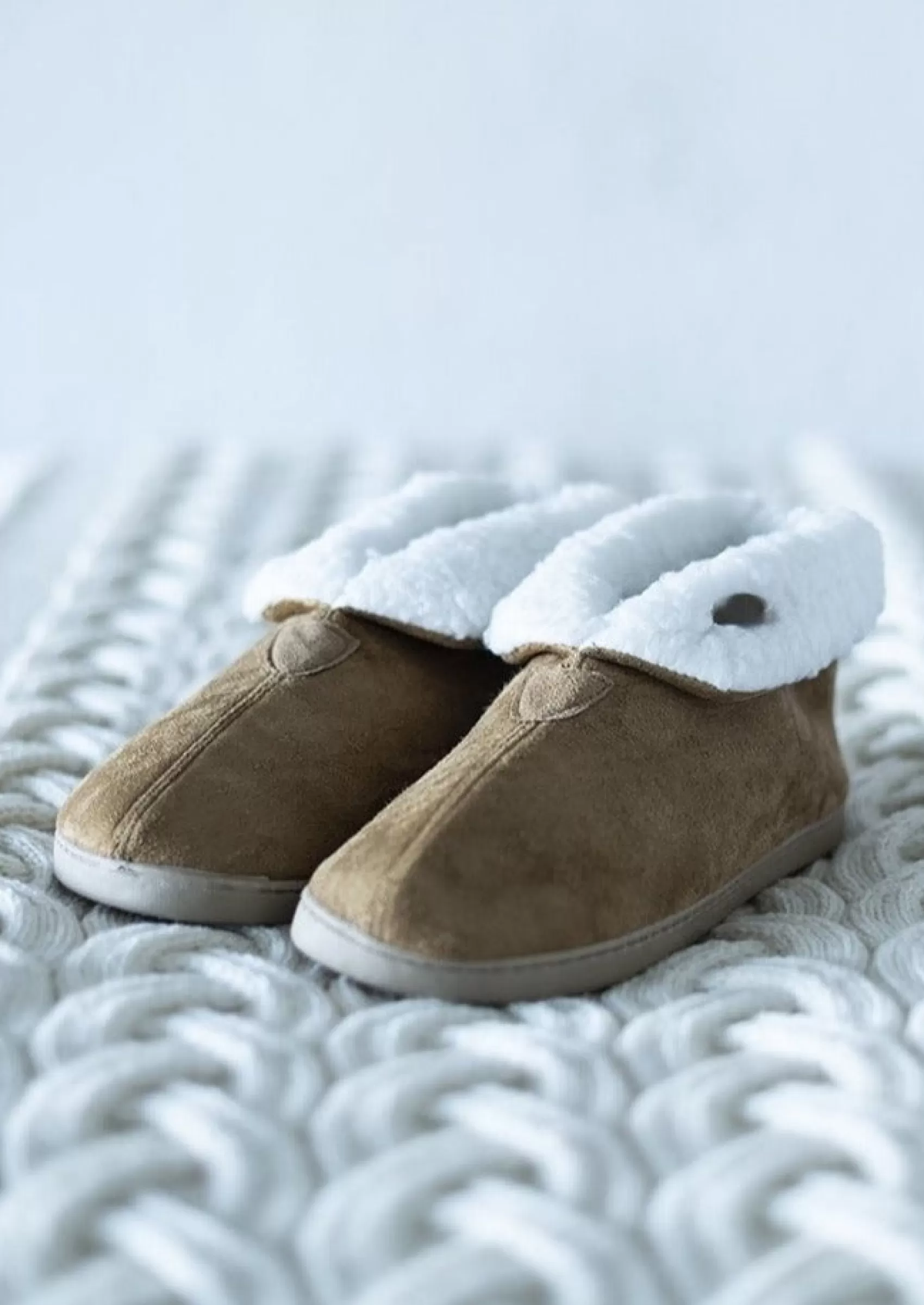 Slippers^Aran Woollen Mills Aran Suede Boot Slippers