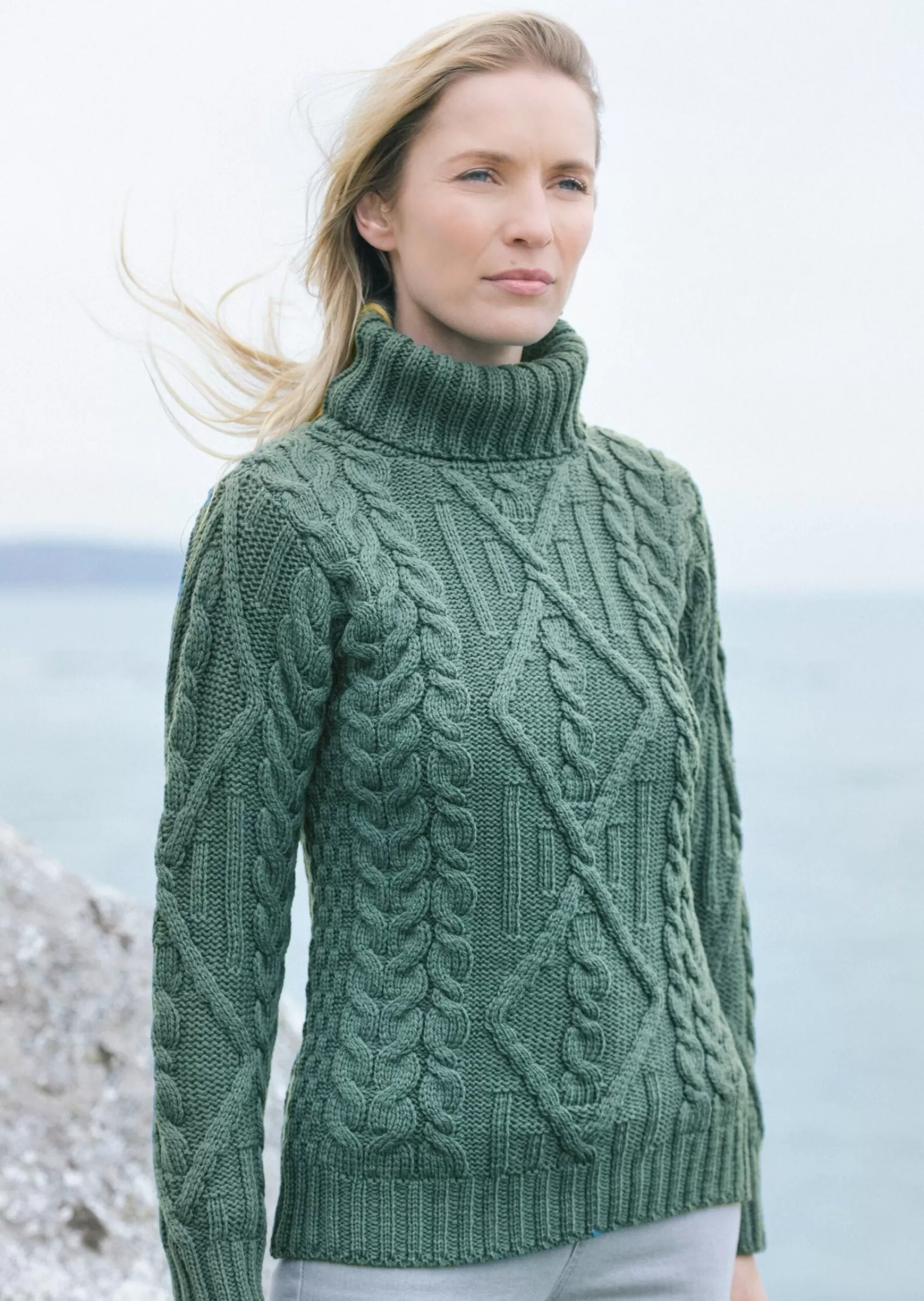 Aran Sweaters^Aran Crafts Aran Turtle Neck Sweater | Green