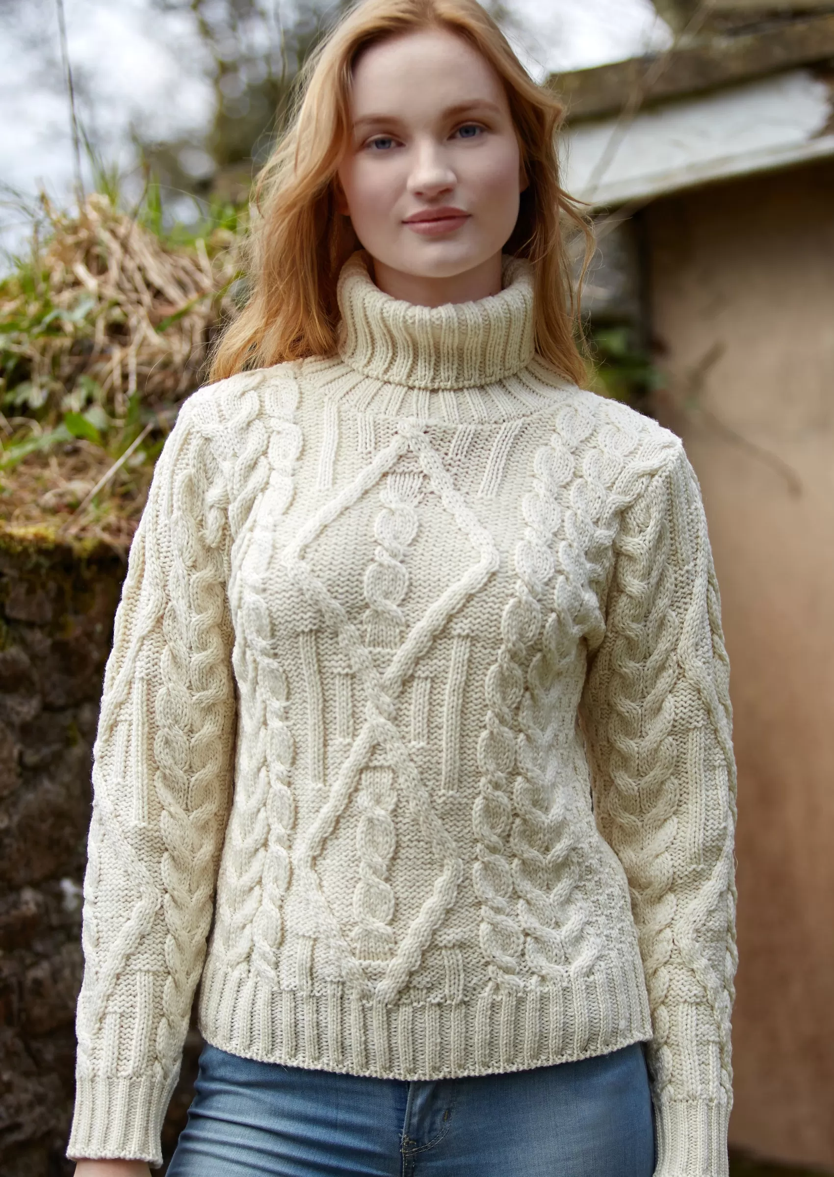 Aran Sweaters^Aran Crafts Aran Turtle Neck Sweater | Natural