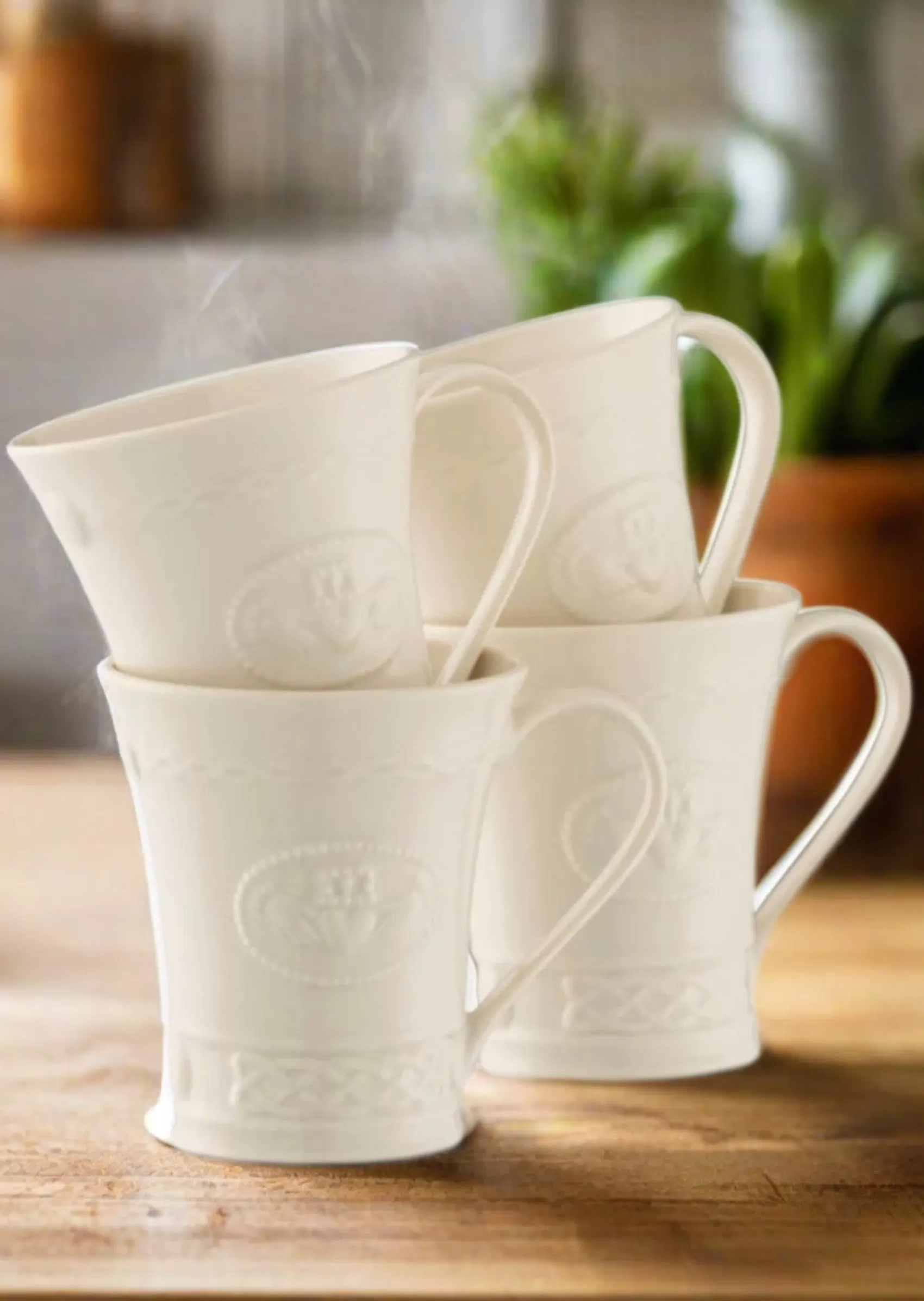 Irish Pottery^Belleek Classic Claddagh 10Oz 4 Mug Set