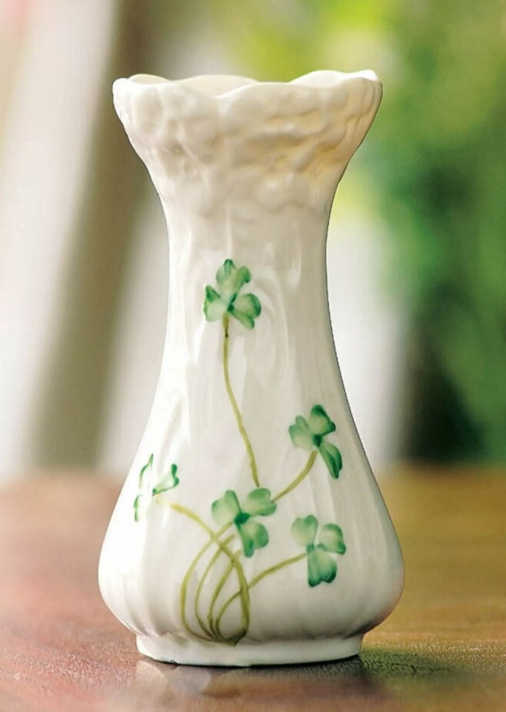 Irish Pottery^Belleek Classic Daisy Toy Spill Vase