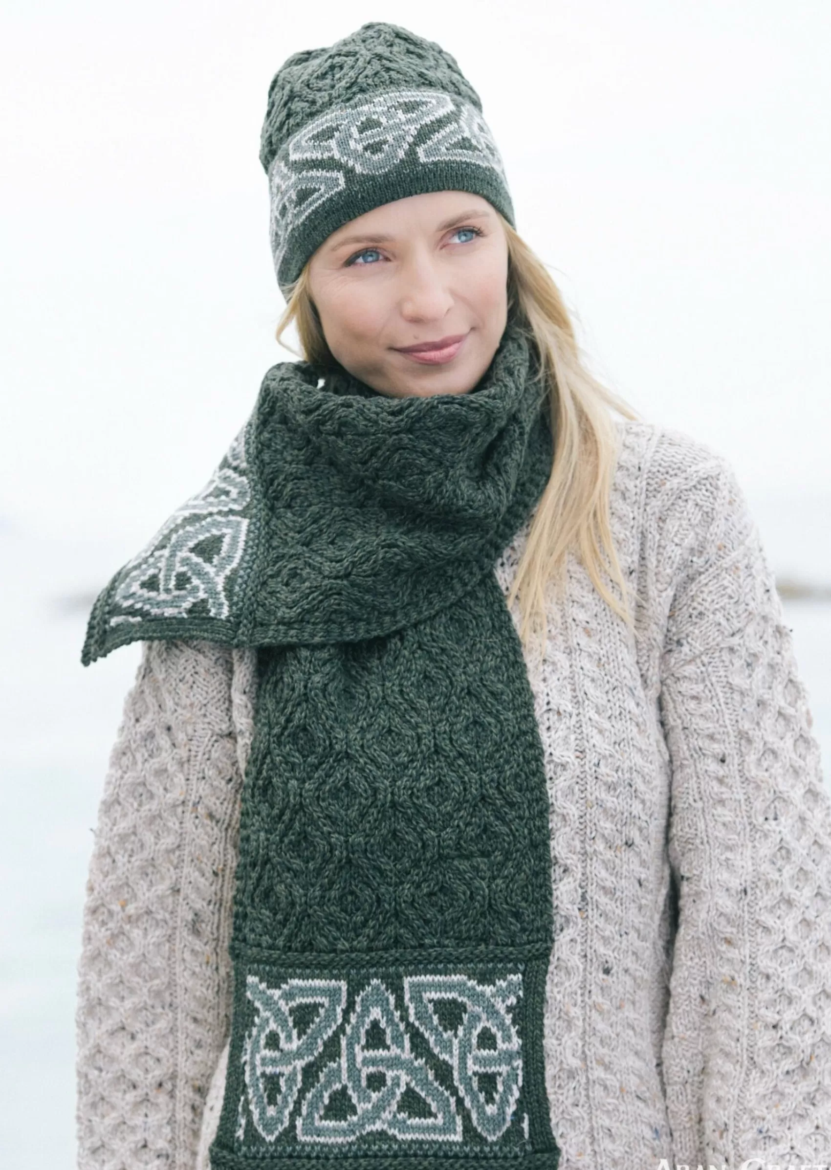 Scarves^Aran Crafts Celtic Jacquard Scarf | Green