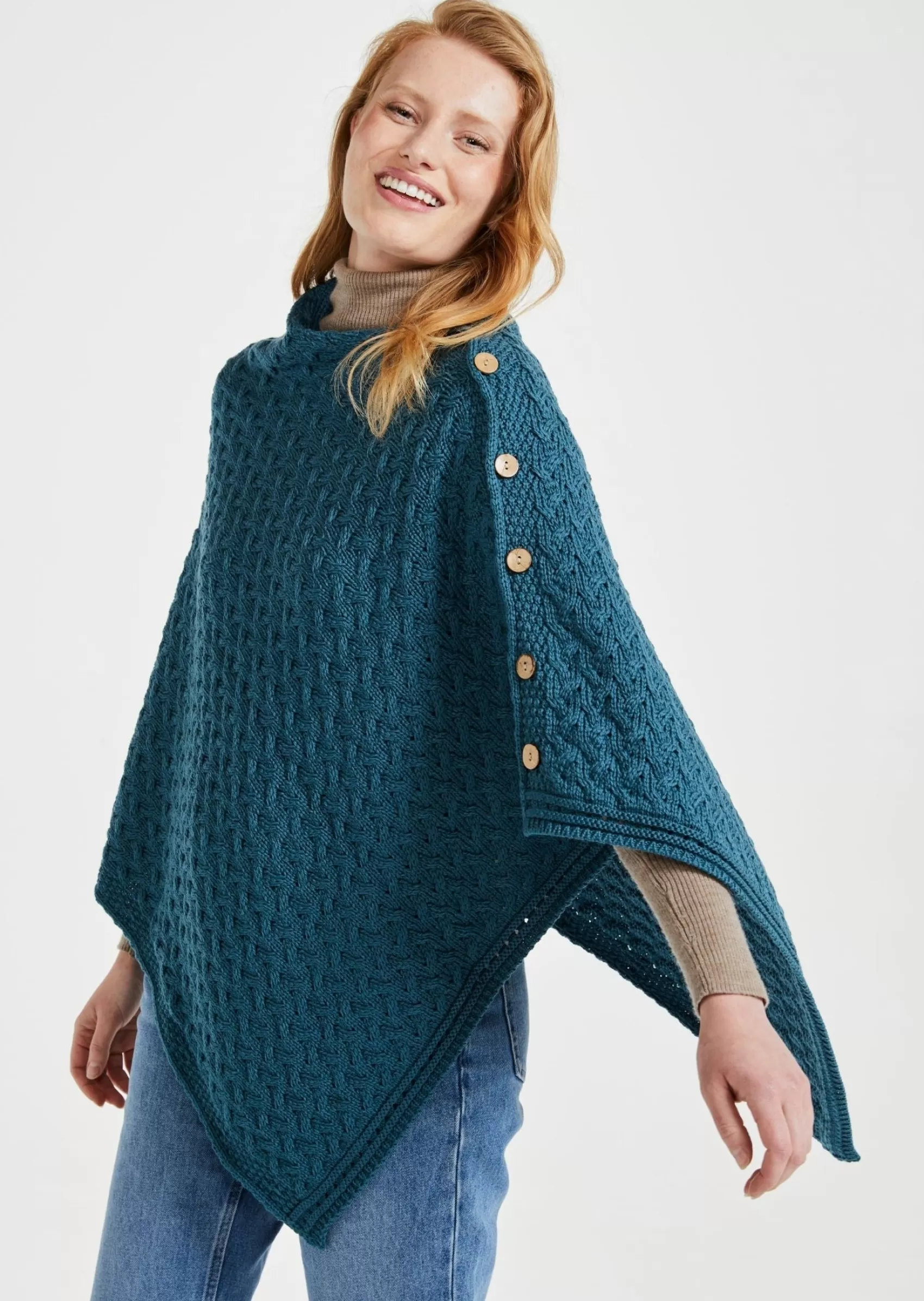 Aran Sweaters | Ponchos / Capes / Shawls^Aran Woollen Mills Glenbeigh Aran Cape | Irish Sea