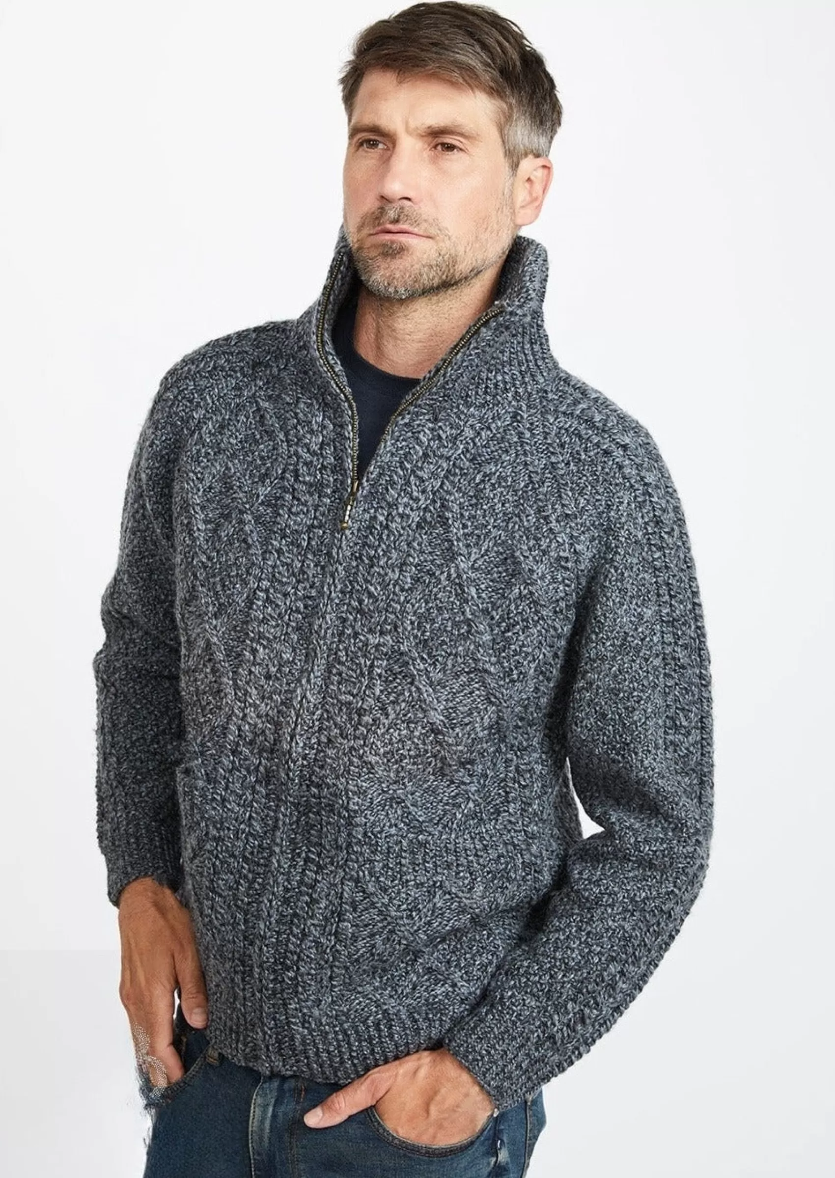 Aran Sweaters | Aran Cardigans^Aran Woollen Mills Handknit Men's Aran Cardigan | Silver