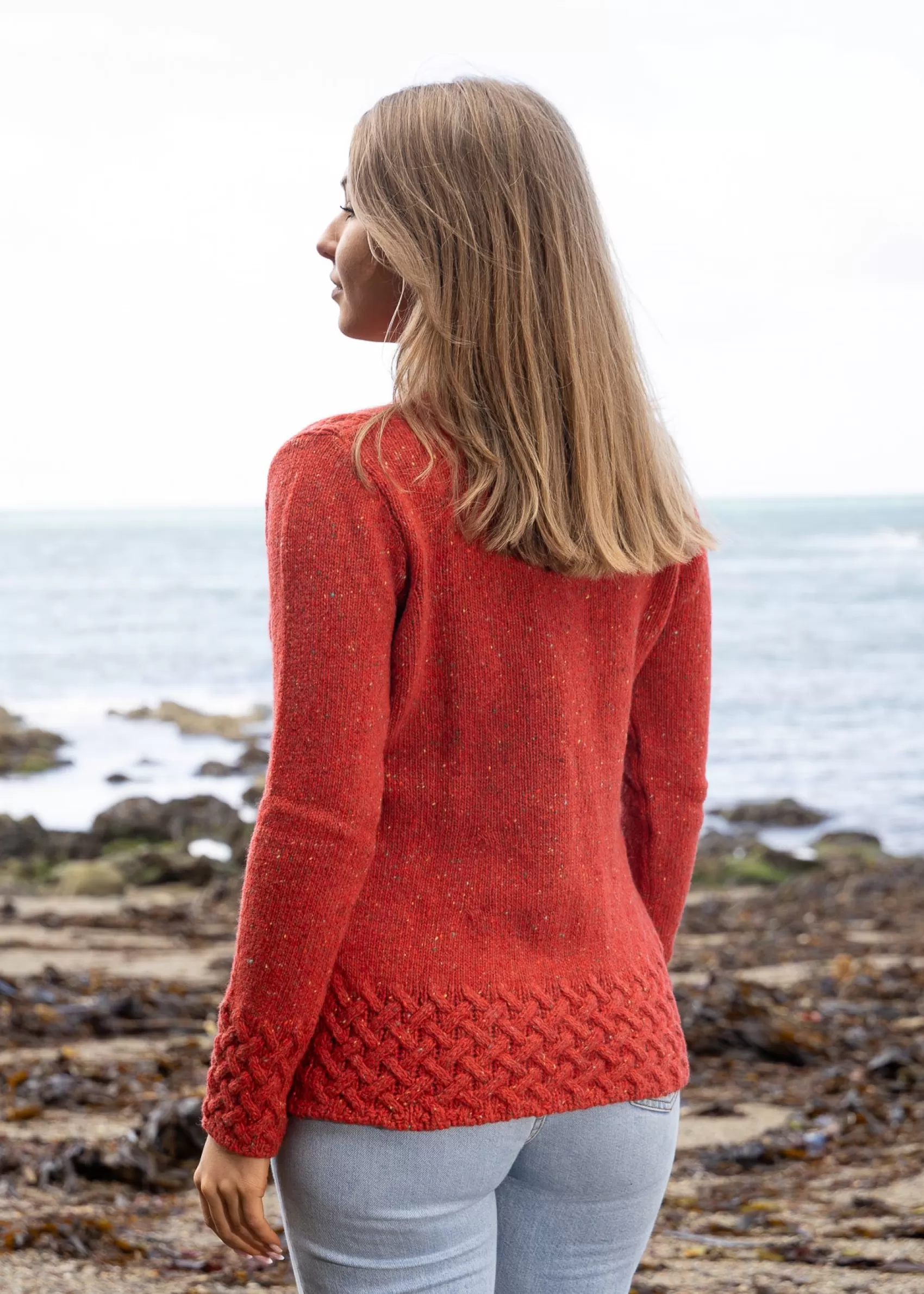 Aran Sweaters^Irelands Eye Knitwear IrelandsEye Horseshoe Aran Cardigan | Chilli