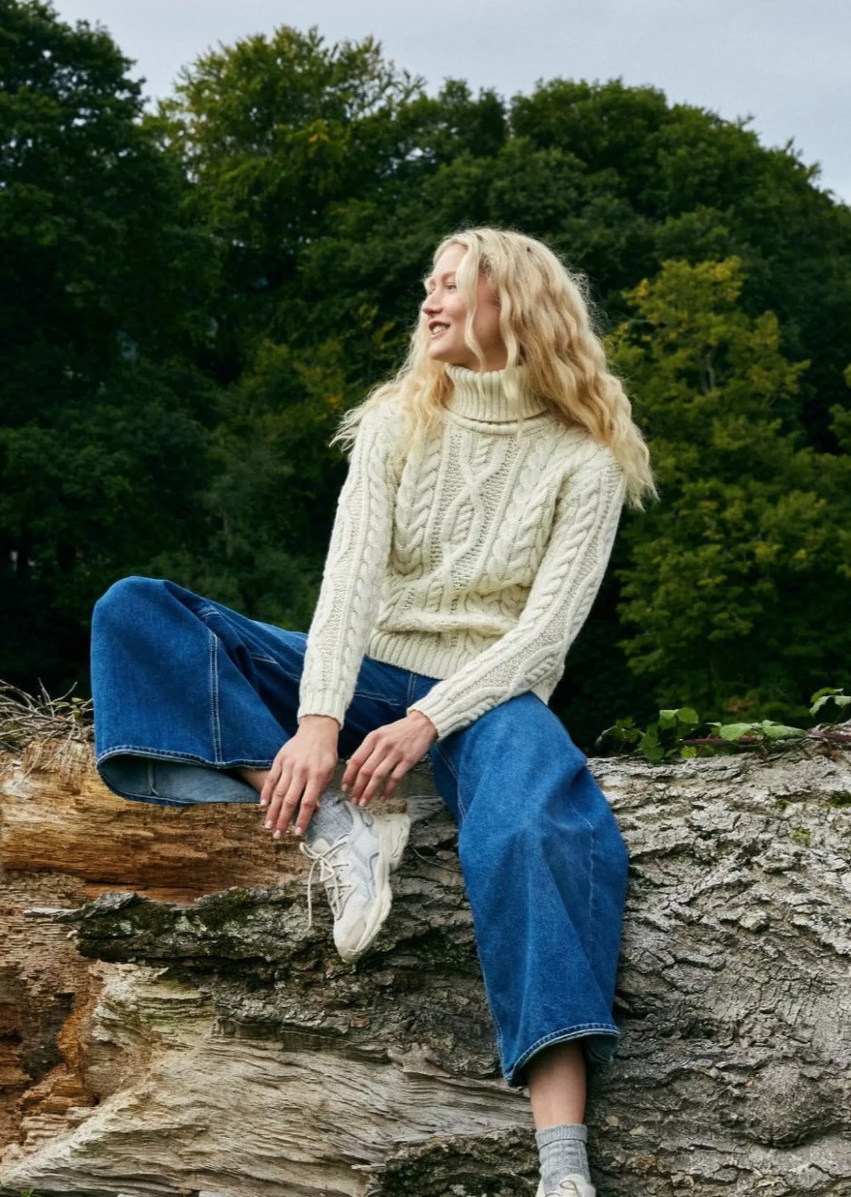 Aran Sweaters^Irelands Eye Knitwear IrelandsEye Polo Neck Aran Sweater | Natural