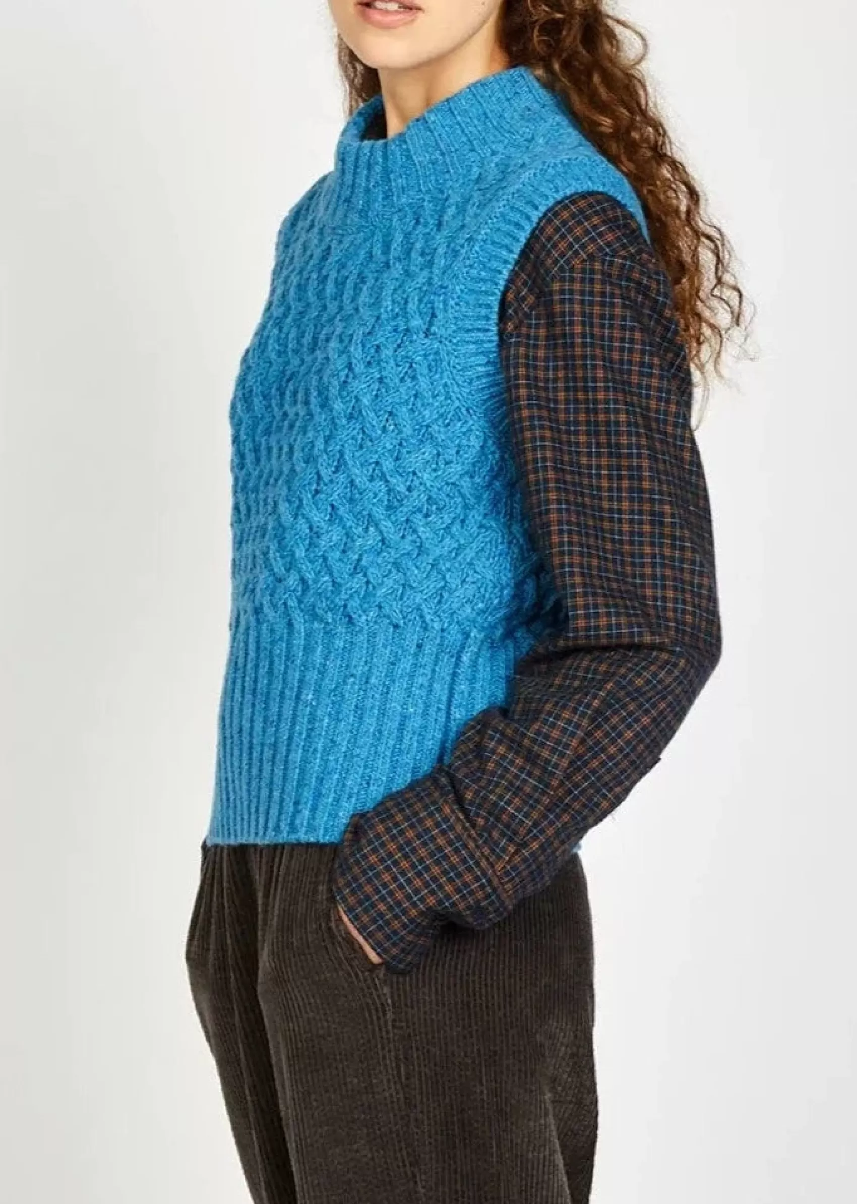 Aran Sweaters^Irelands Eye Knitwear IrelandsEye Trellis Cropped Vest | Blue