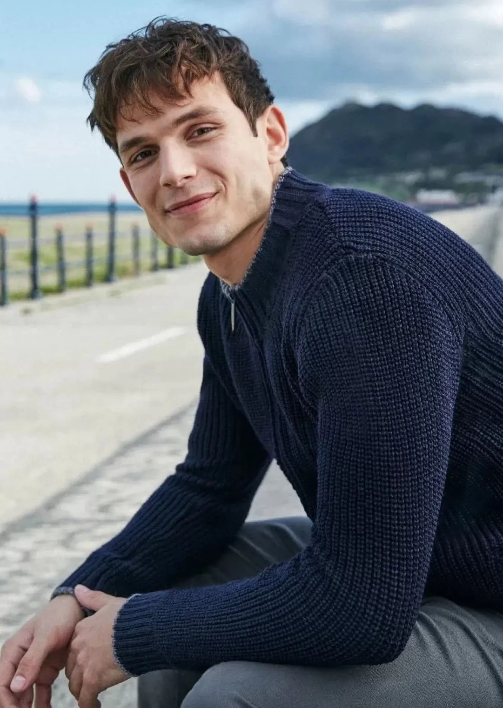 Aran Sweaters | Aran Cardigans^Irelands Eye Knitwear IrelandsEye Zipped Ribbed Cardigan | Navy