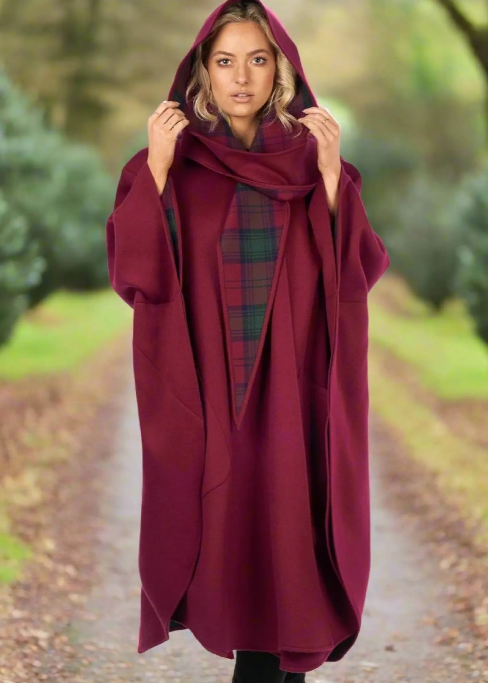 Ponchos / Capes / Shawls^Jimmy Hourihan Claret Wool Walking Cape