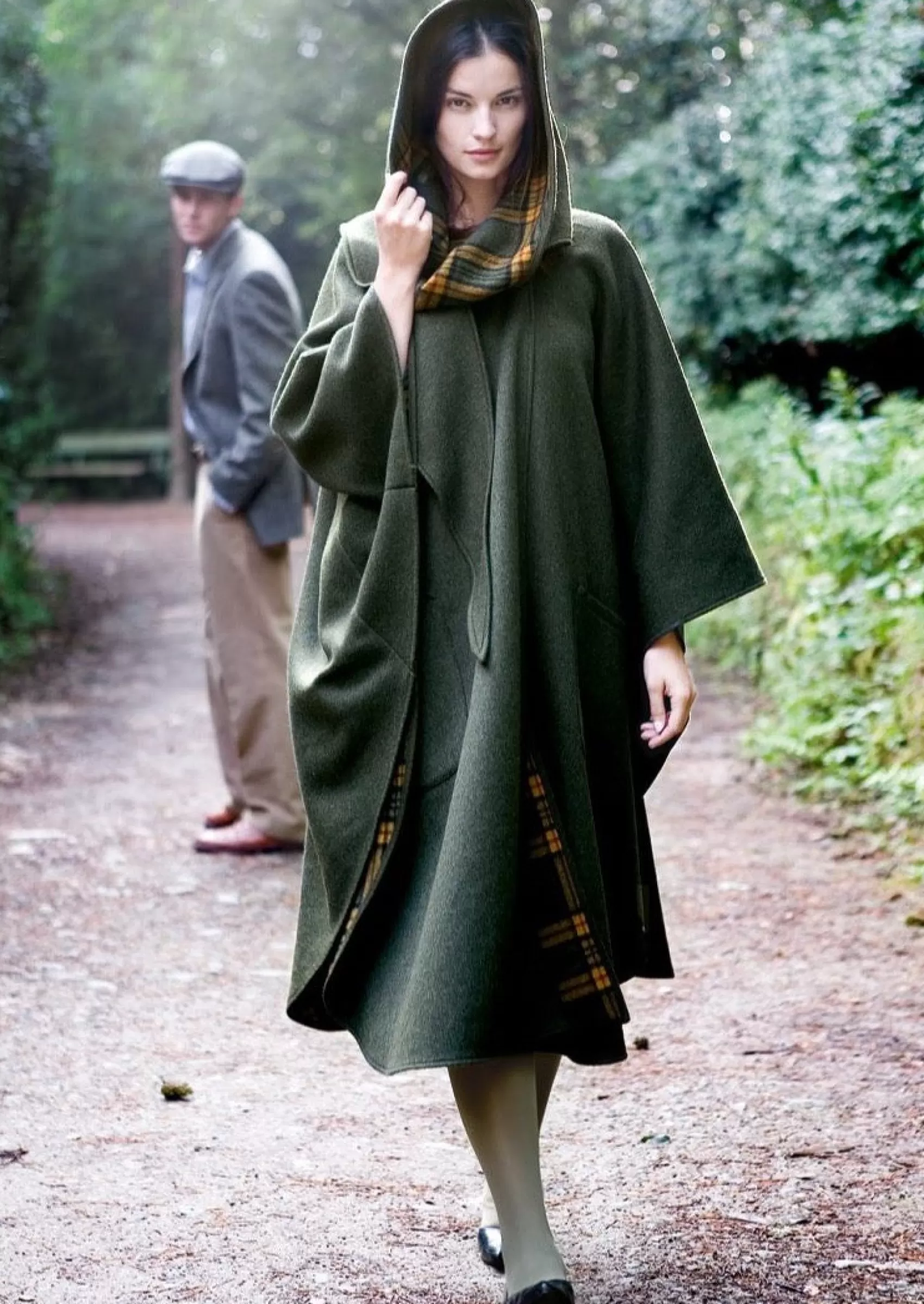 Ponchos / Capes / Shawls^Jimmy Hourihan Moss Green Wool Walking Cape