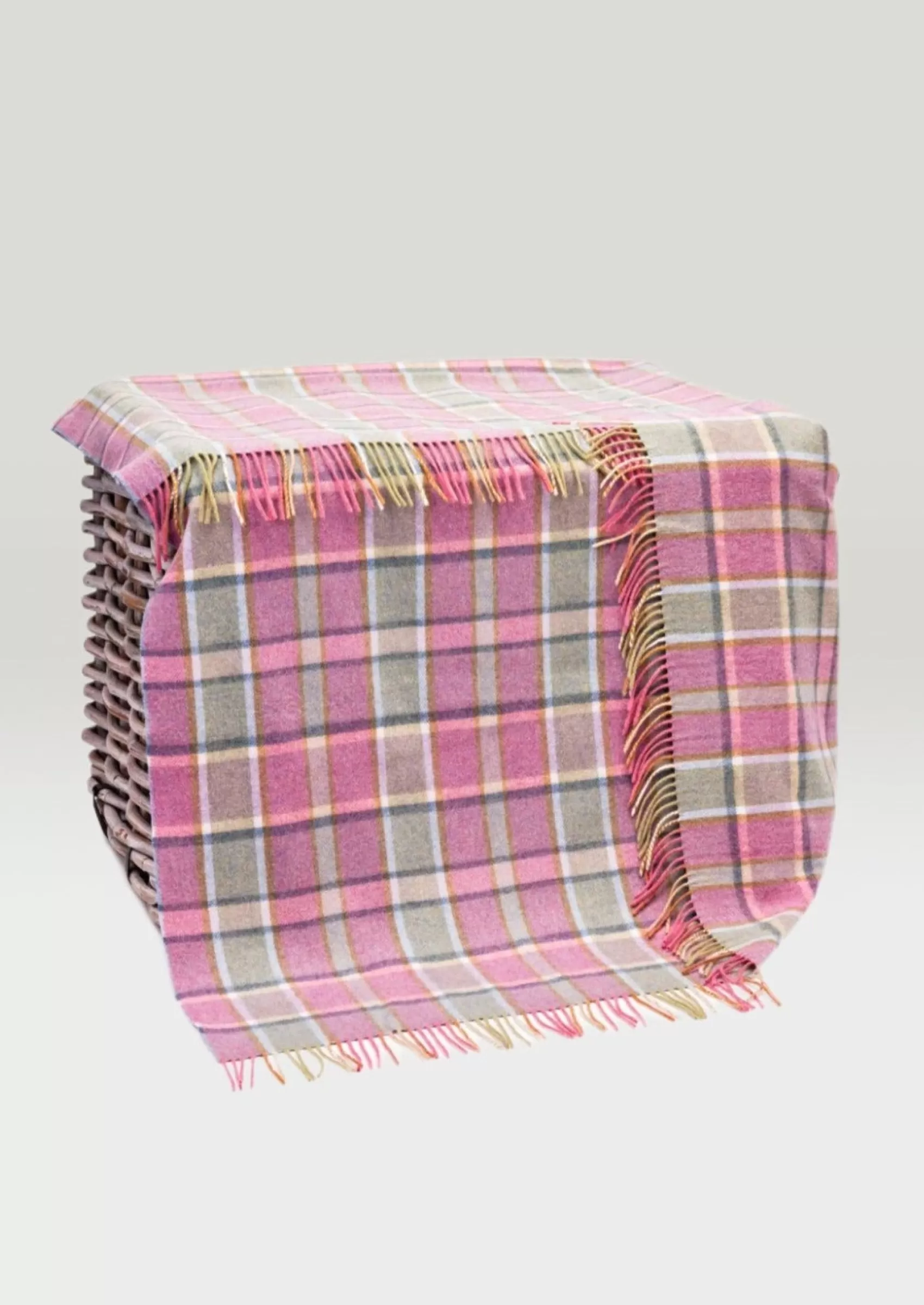 Blankets & Throws | Lambswool Blankets^John Hanly Soft Pink Check Throw