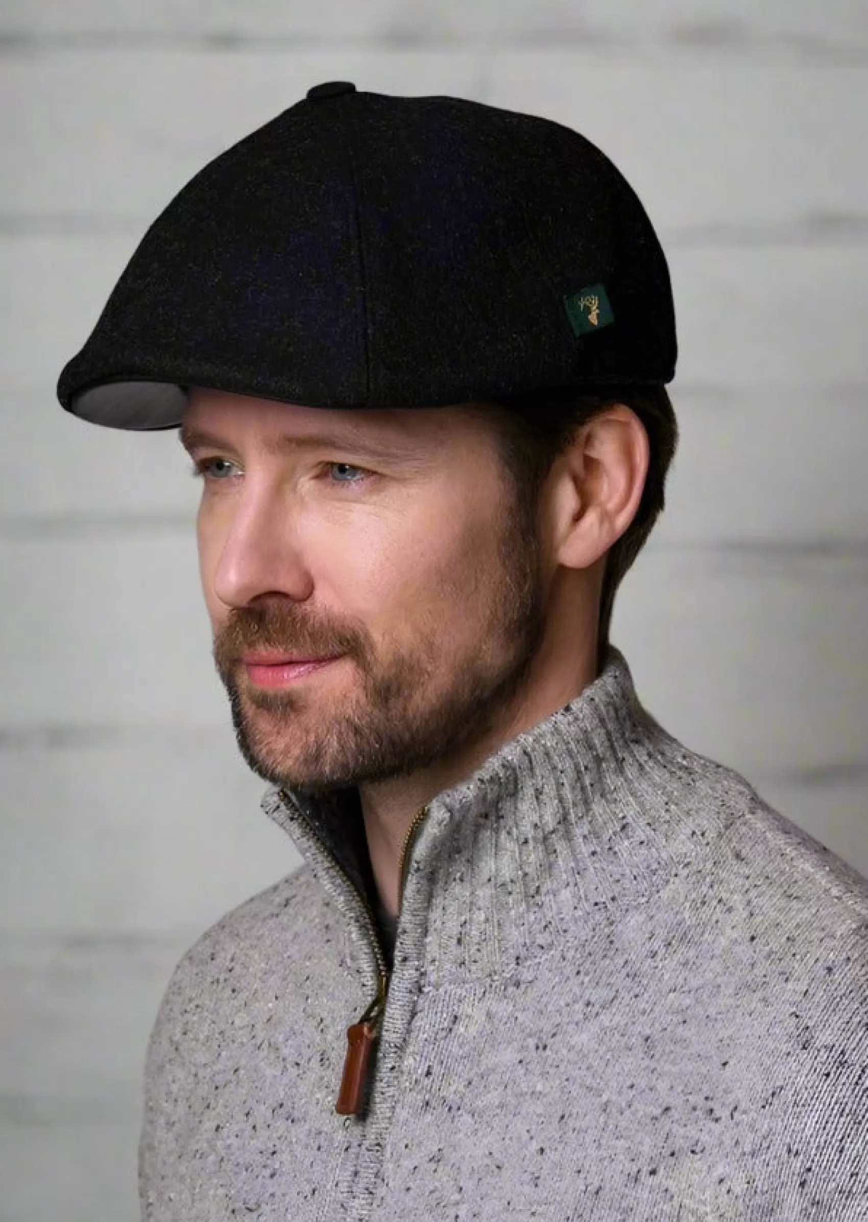 Traditional Hats^Mucros Weavers Killarney Pub Cap | Charcoal