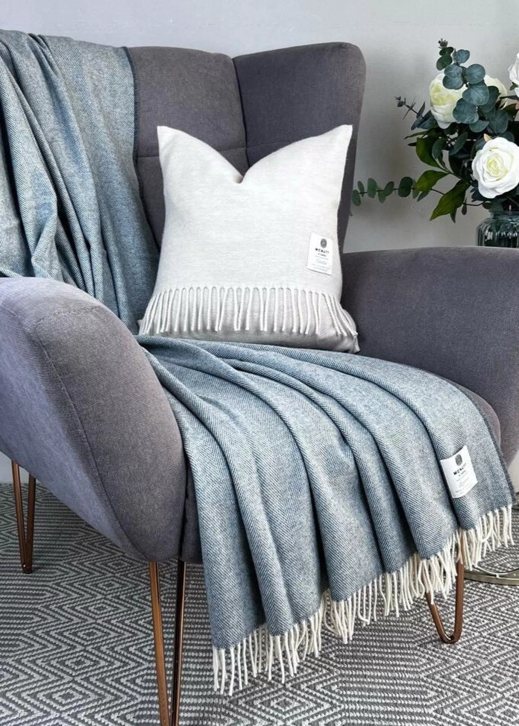 Blankets & Throws | Lambswool Blankets^Mcnutt Of Donegal Mcnutt Lambswool Throw | Spotted Blue