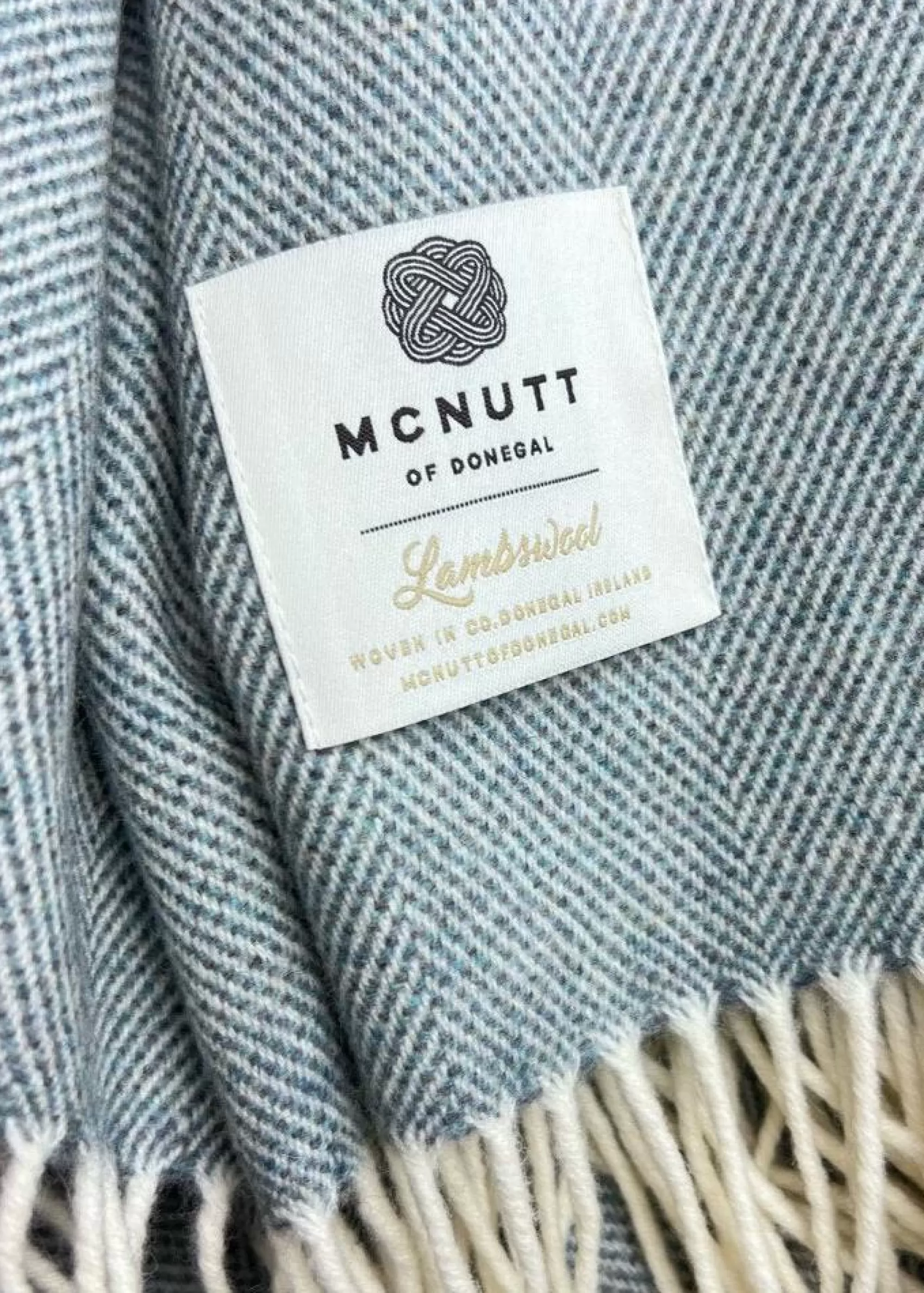 Blankets & Throws | Lambswool Blankets^Mcnutt Of Donegal Mcnutt Lambswool Throw | Spotted Blue