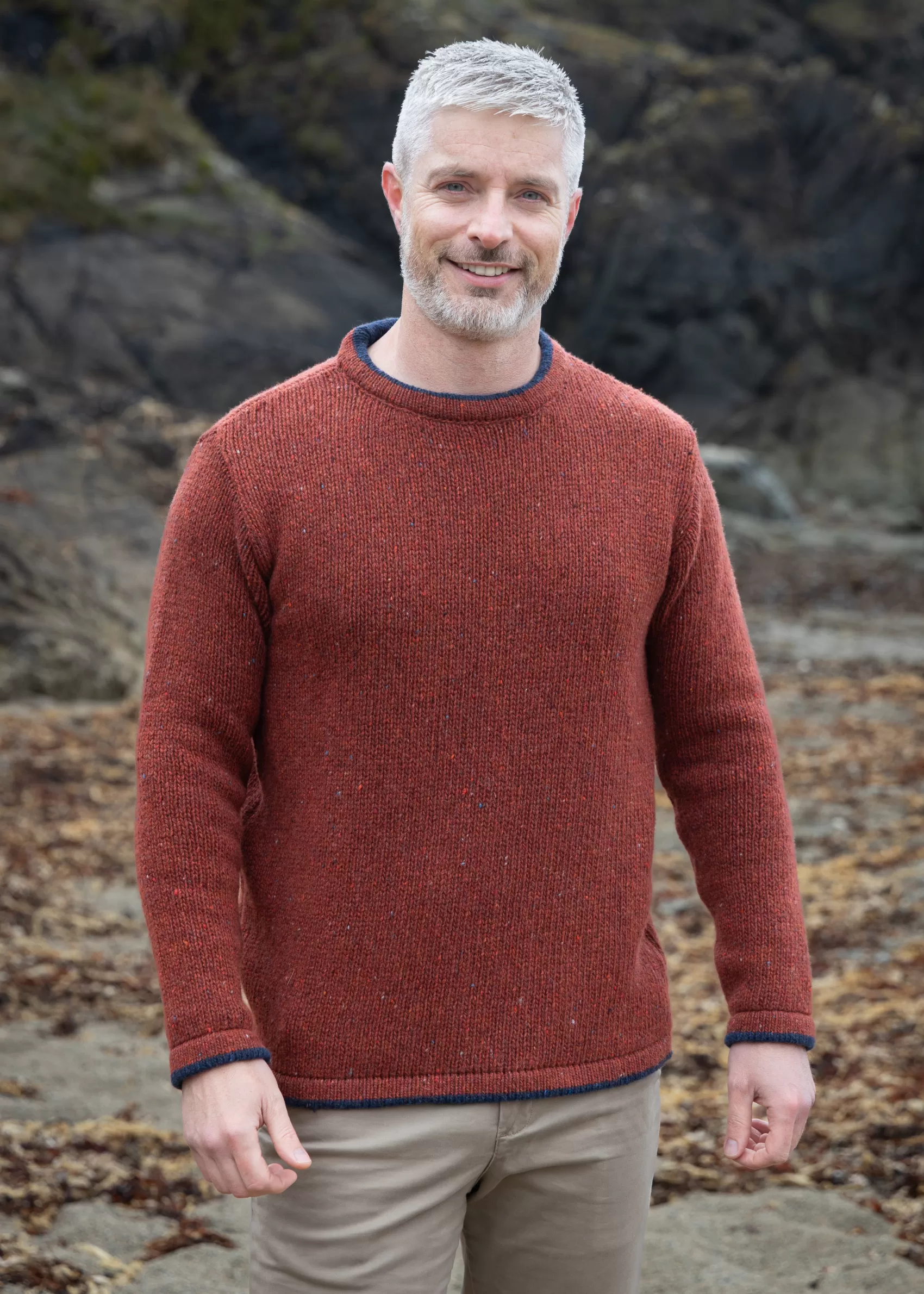 Aran Sweaters^Irelands Eye Knitwear Men's Roundstone Sweater | Copper Marl