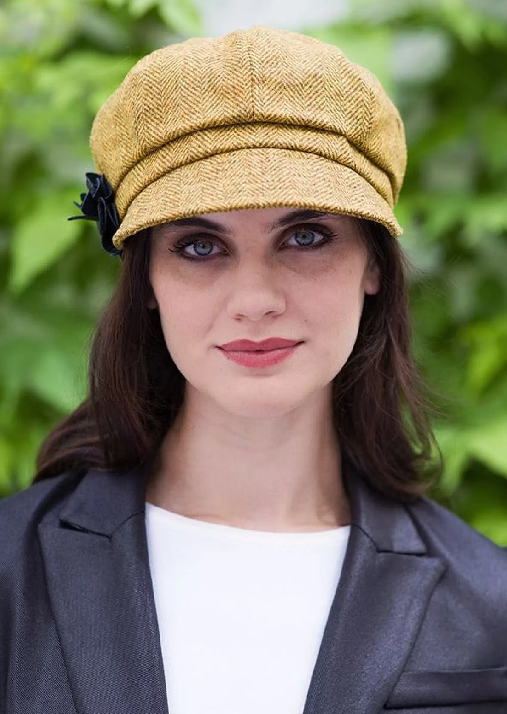 Hats & Caps^Mucros Weavers Mucros Ladies Mustard Newsboy Cap