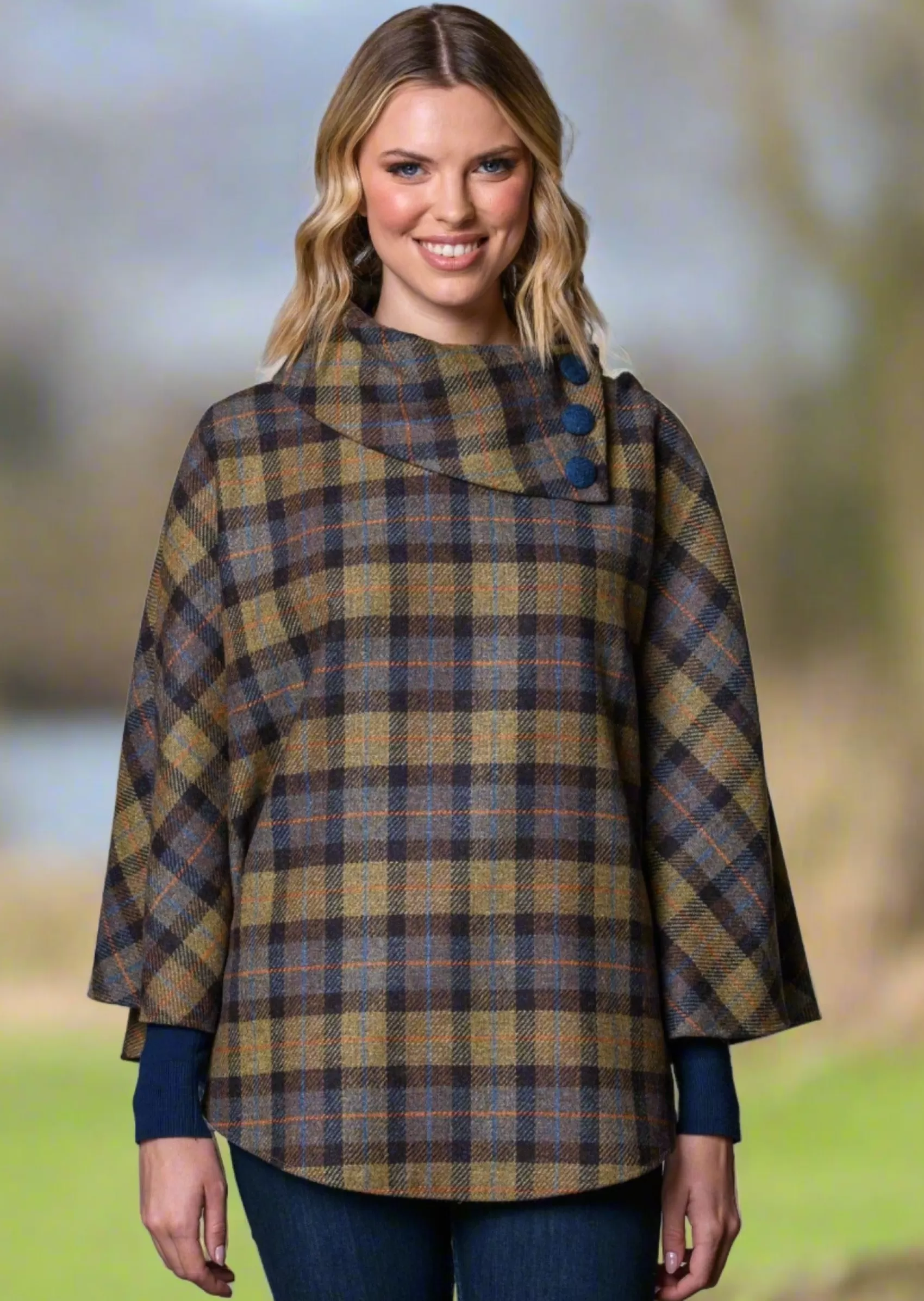 Ponchos / Capes / Shawls^Mucros Weavers Mucros Poncho | Moss Check