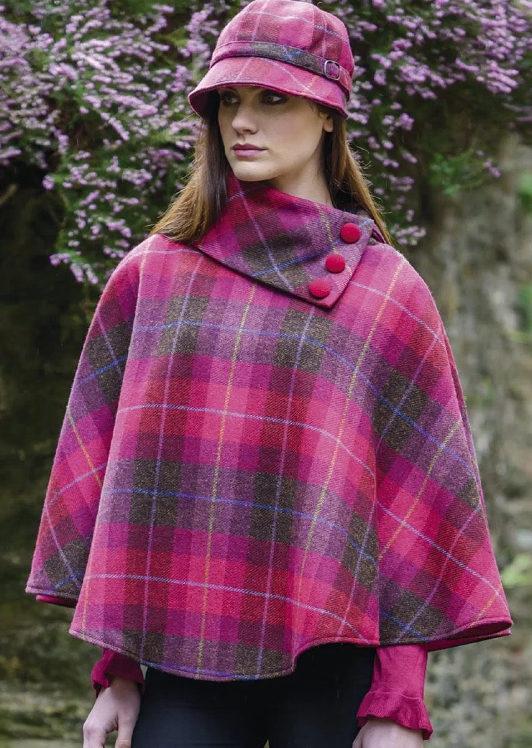 Ponchos / Capes / Shawls^Mucros Weavers Mucros Poncho | Pink Check