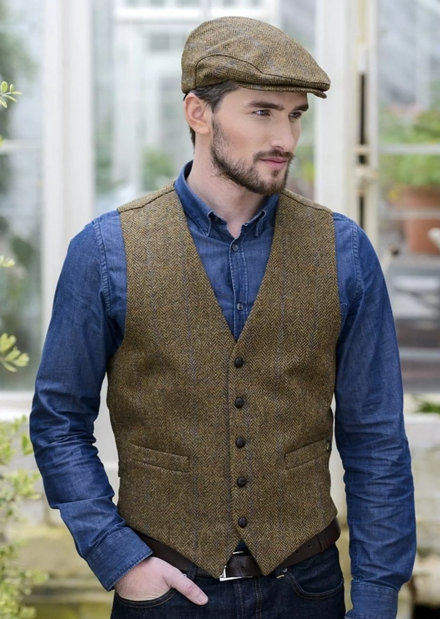 Waistcoats^Mucros Weavers Mucros Tweed Waistcoat | Brown