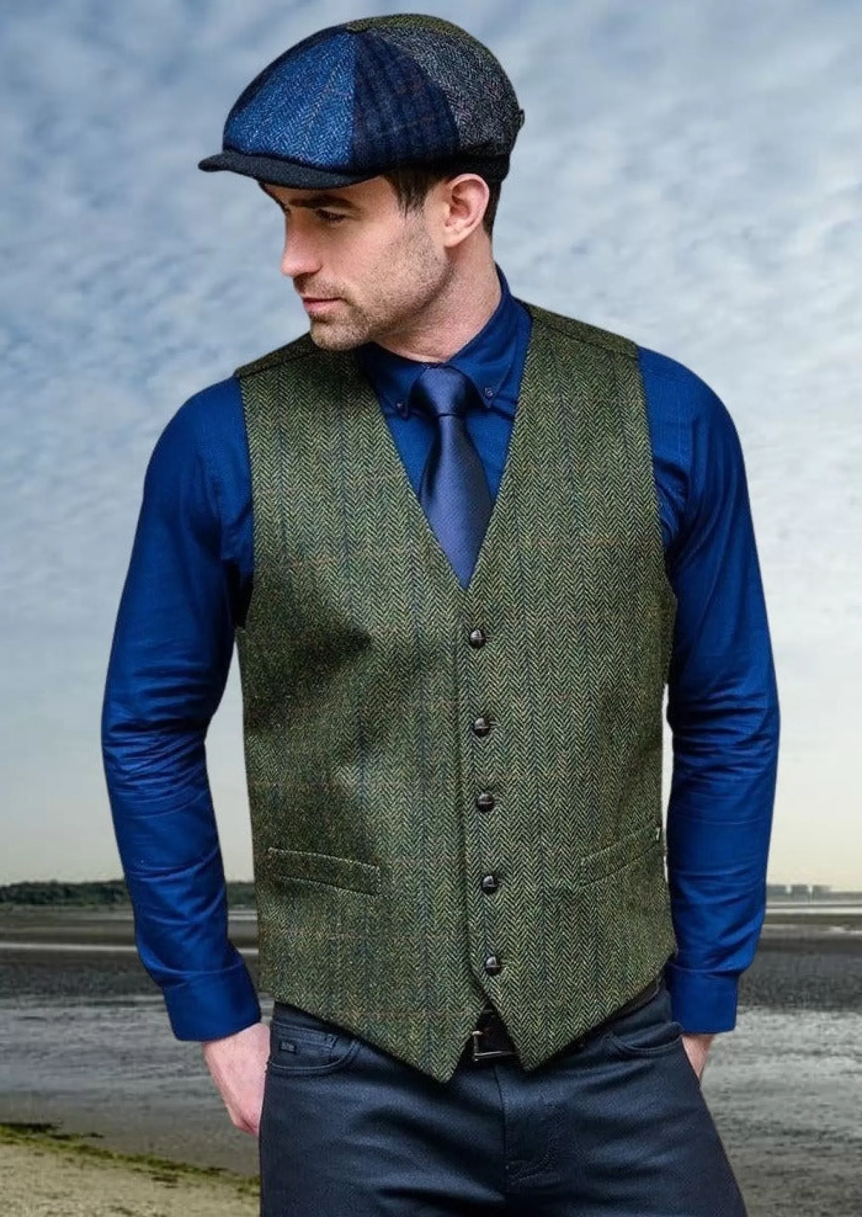 Waistcoats^Mucros Weavers Mucros Tweed Waistcoat | Green